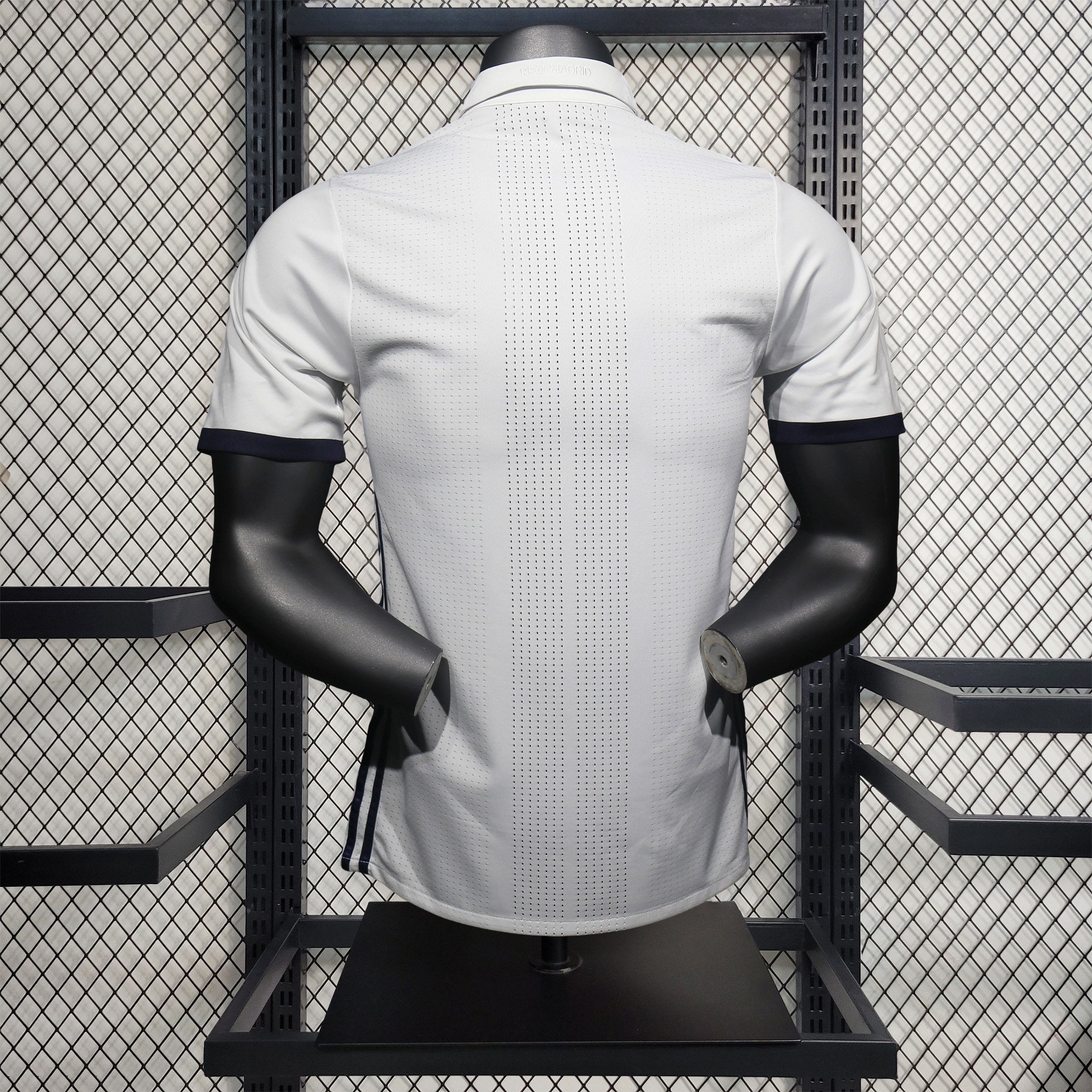 SIUjerseys-Retro Real Madrid 16-17 Home Jersey - Player Version