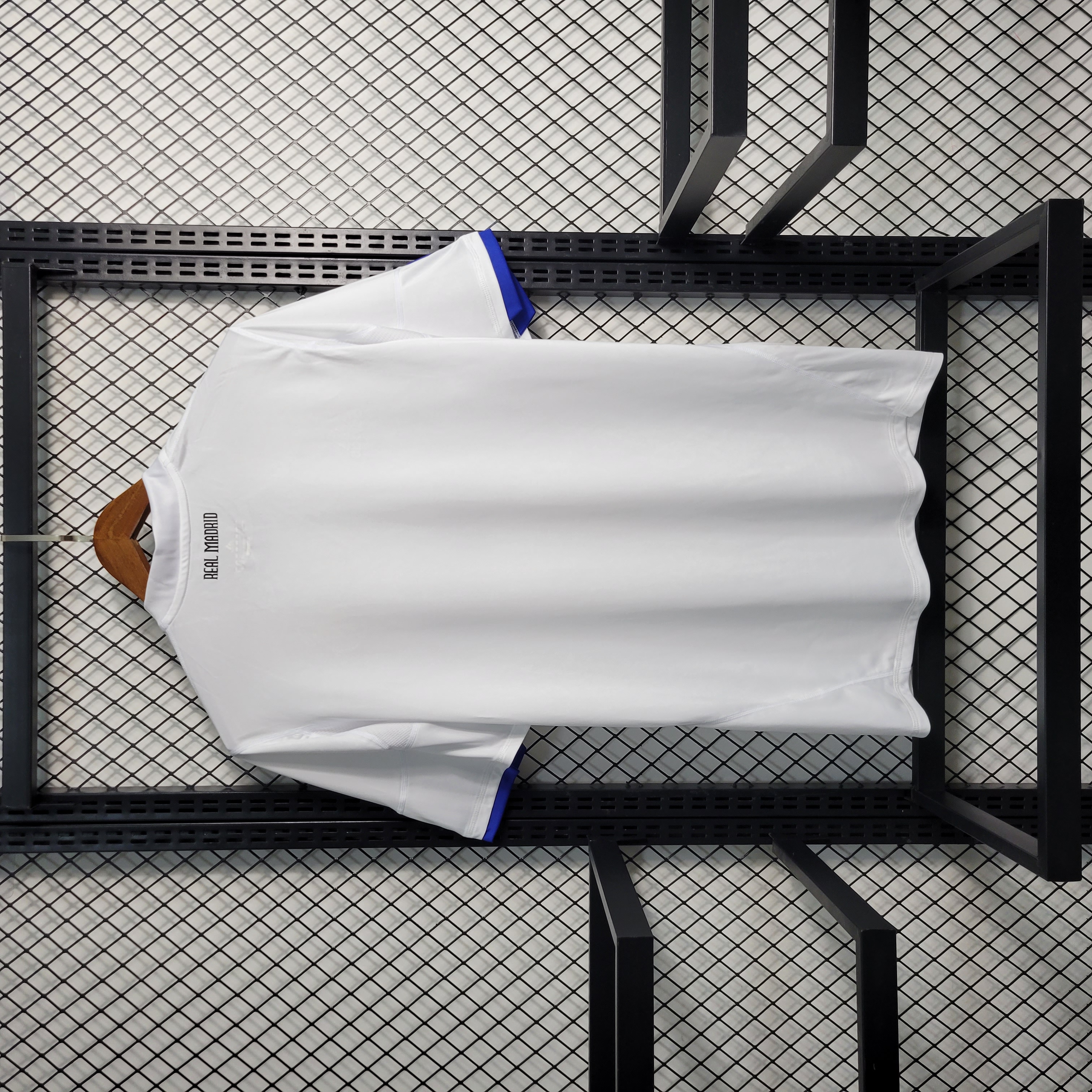 SIUjerseys-Retro Real Madrid 10-11 Home Stadium Jersey