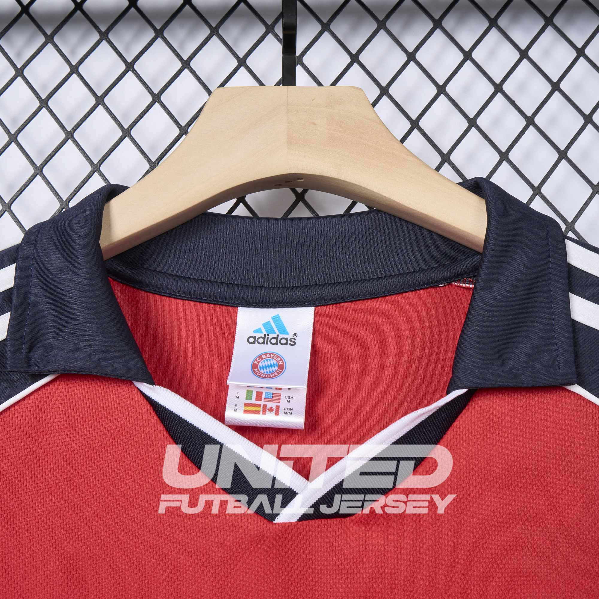 unitedfutballjersey-Retro Bayern Munich 2000-01 Home Long Sleeve Jersey