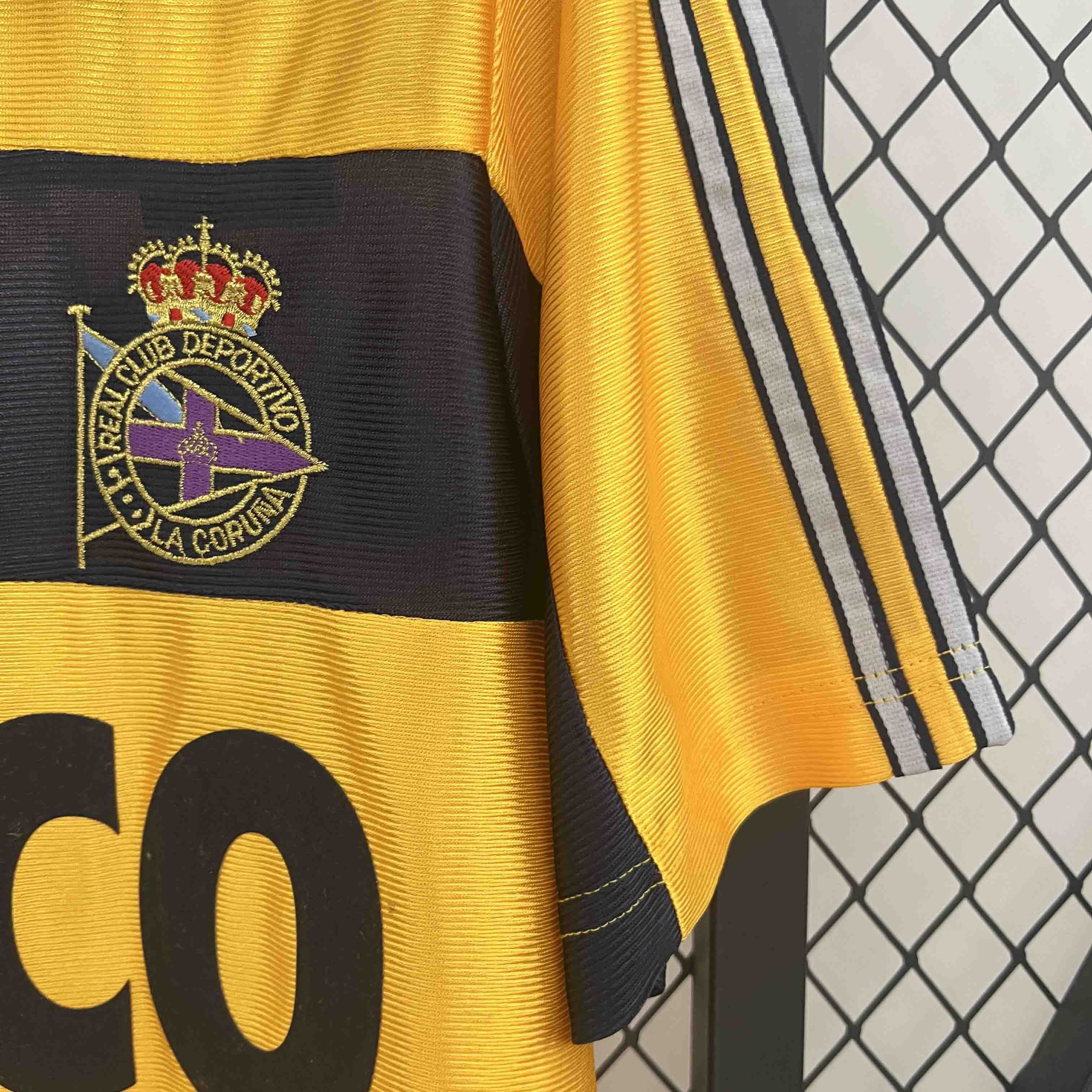 unitedfutballjersey-Retro Deportivo de La Coruña 1999-00 Third Jersey