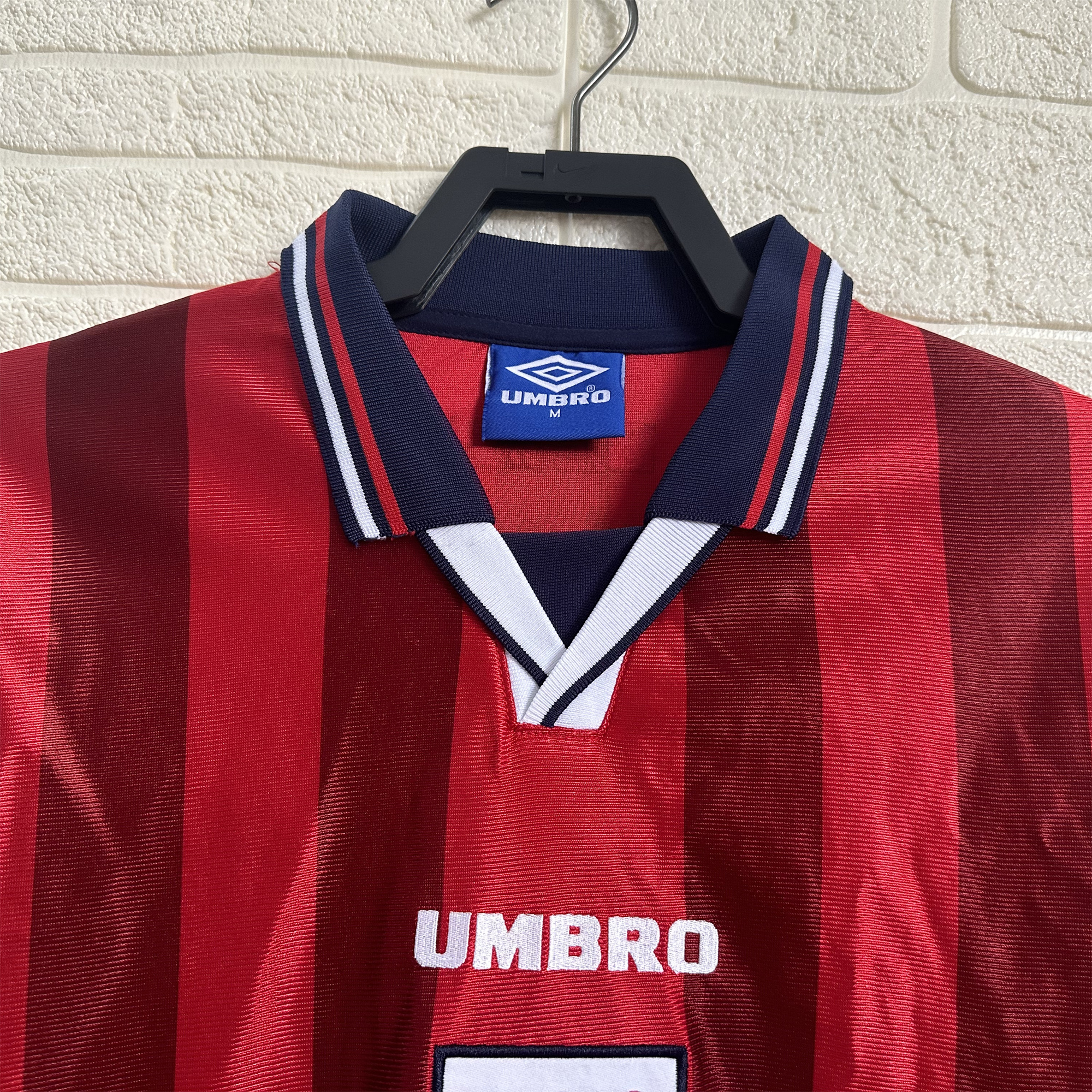 SIUjerseys-Retro England 1998 Away Long Sleeve Jersey