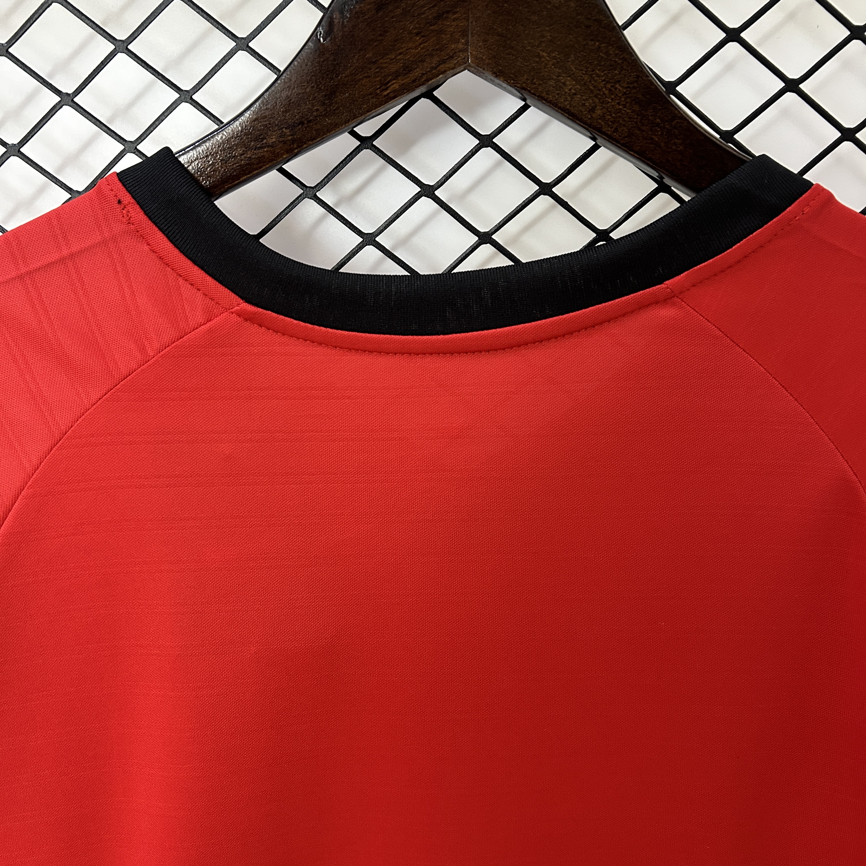 SIUjerseys-Retro Atletico Madrid 2001-02 Away Jersey