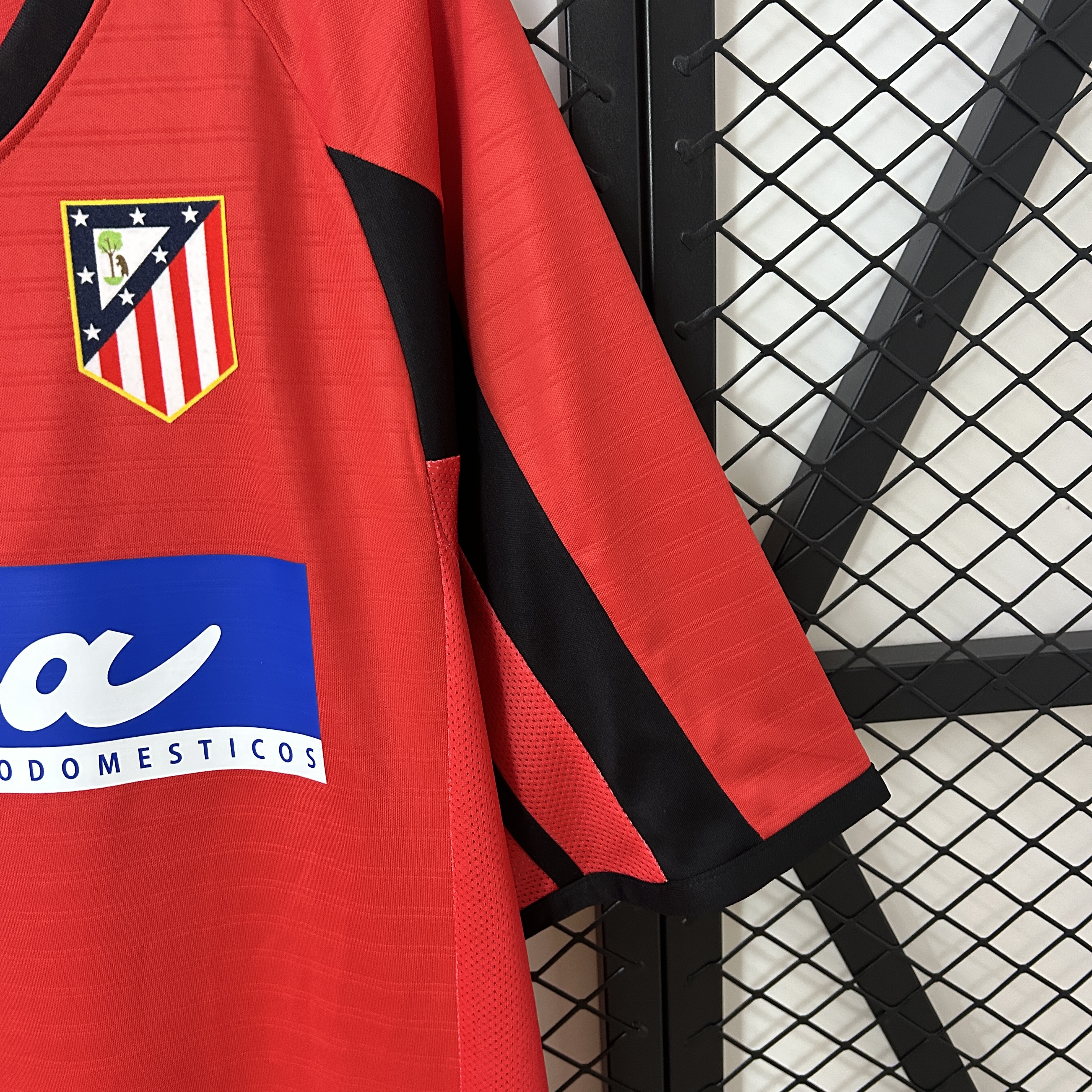 SIUjerseys-Retro Atletico Madrid 2001-02 Away Jersey