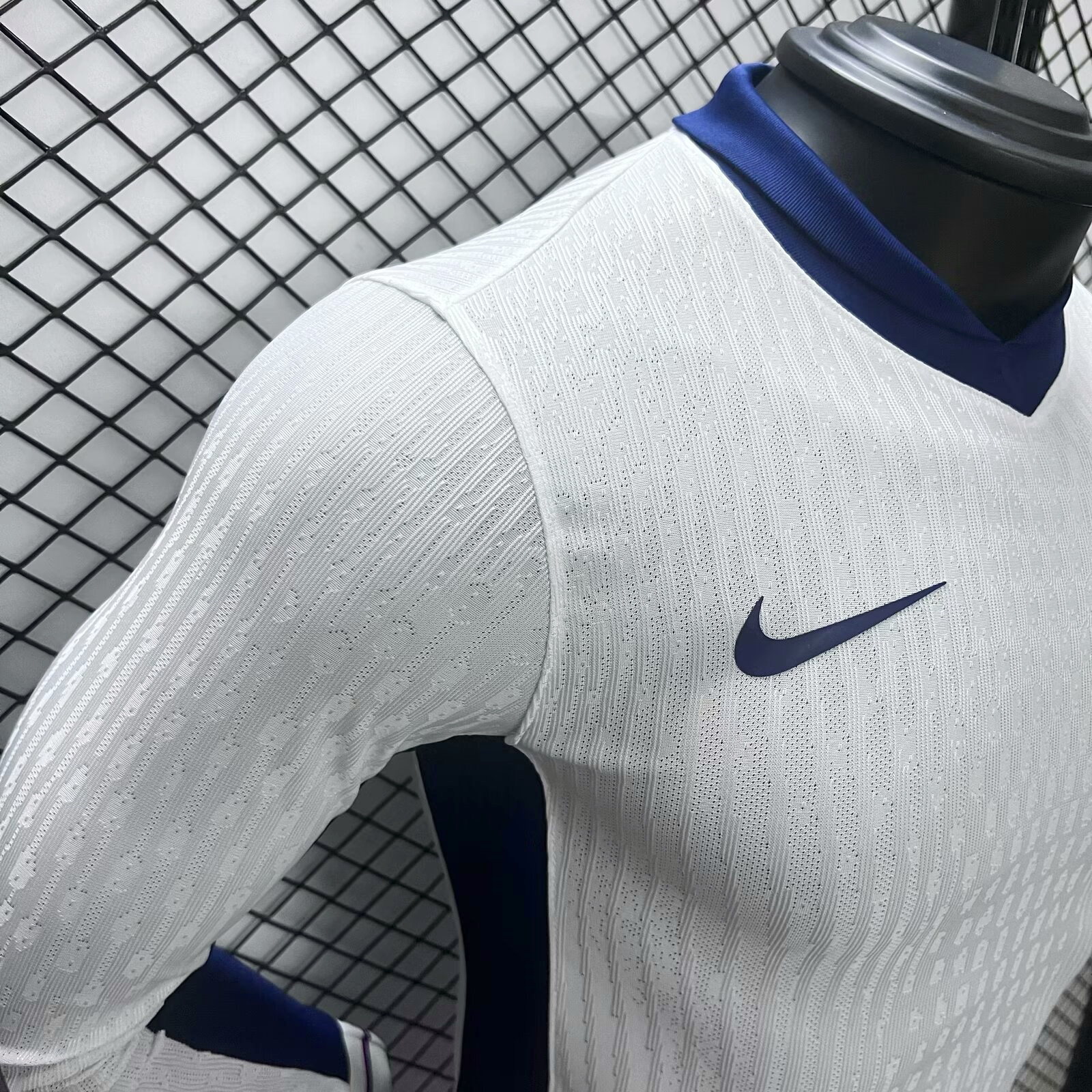 SIUjerseys-England 2024 Home Stadium Long Sleeve Jersey - Player Version