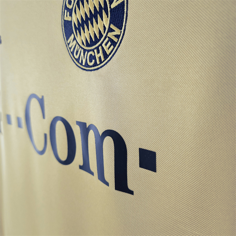 SIUjerseys-Retro Bayern Munich 2004-05 Away Jersey