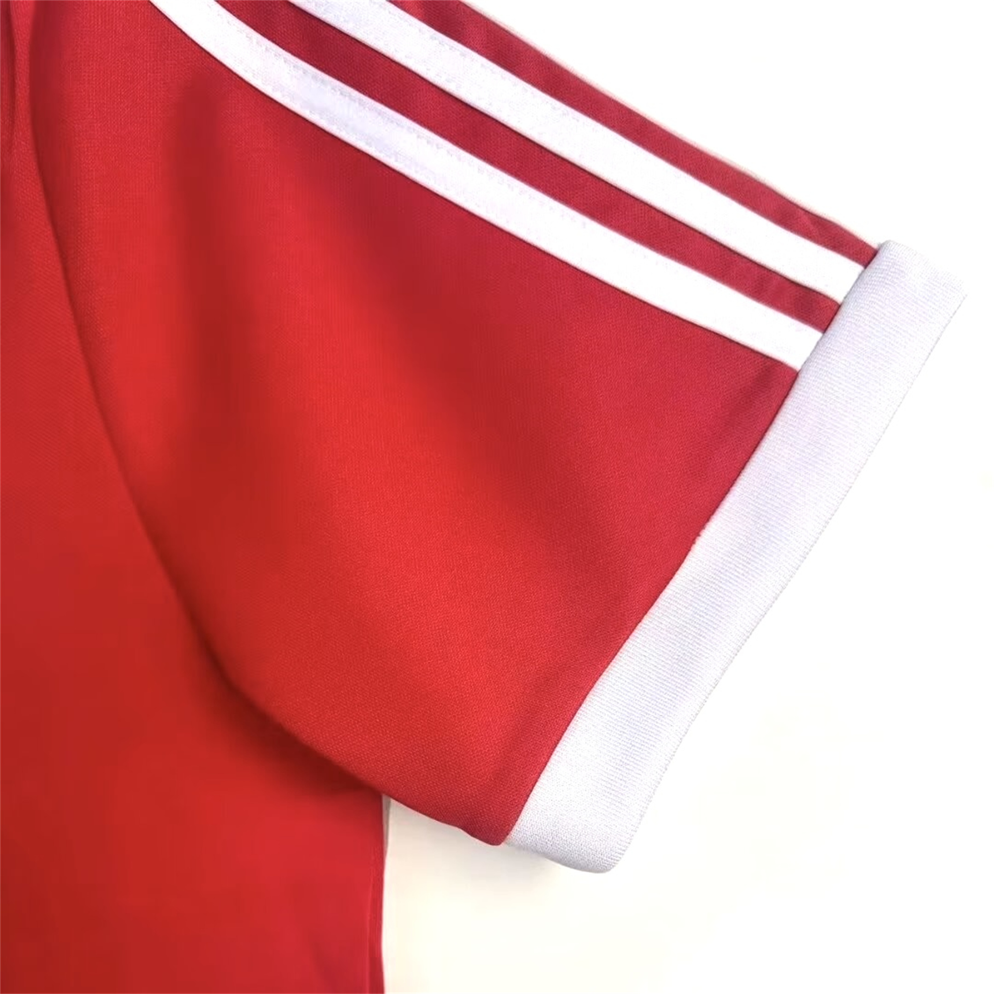 SIUjerseys-Retro Nottingham Forest 1977-80 Home Jersey