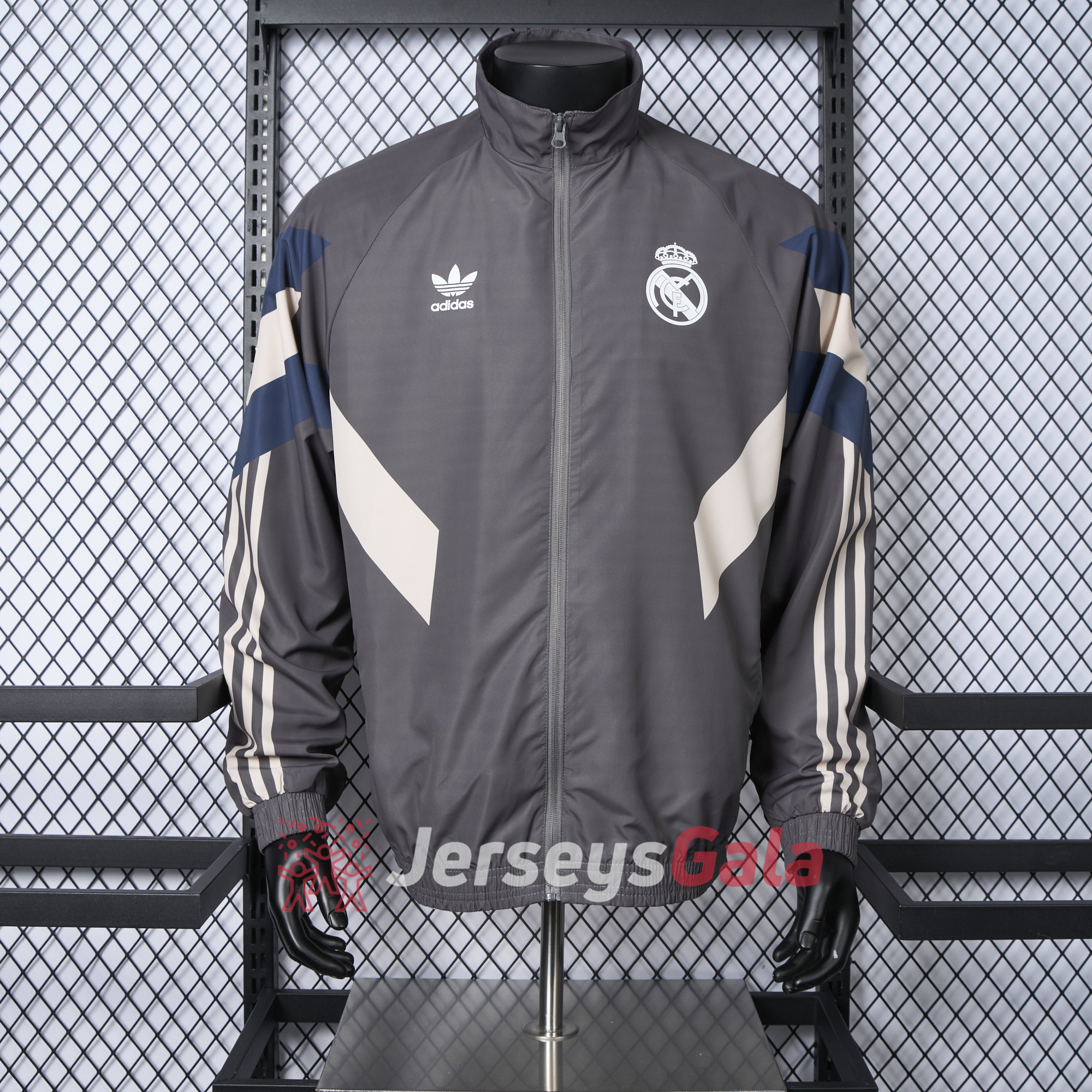 JerseysGala.com | Real Madrid 24-25 Throwback Windbreaker Jacket - Grey -Customize Name, Number and Patch | Worldwide Shipping