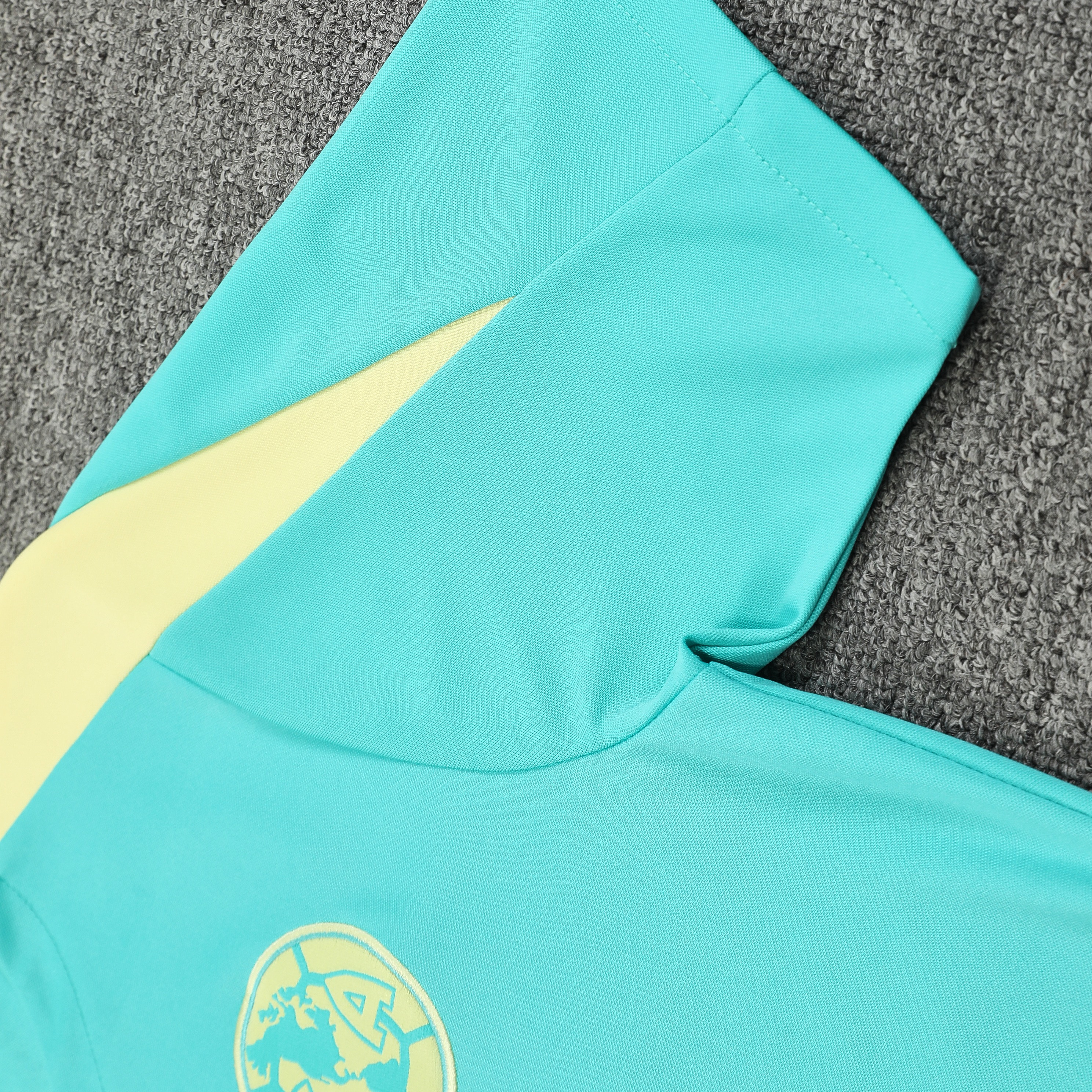 SIUjerseys-Club América 24-25 Short-Sleeve Training Set - Light Green Top & Grey Shorts