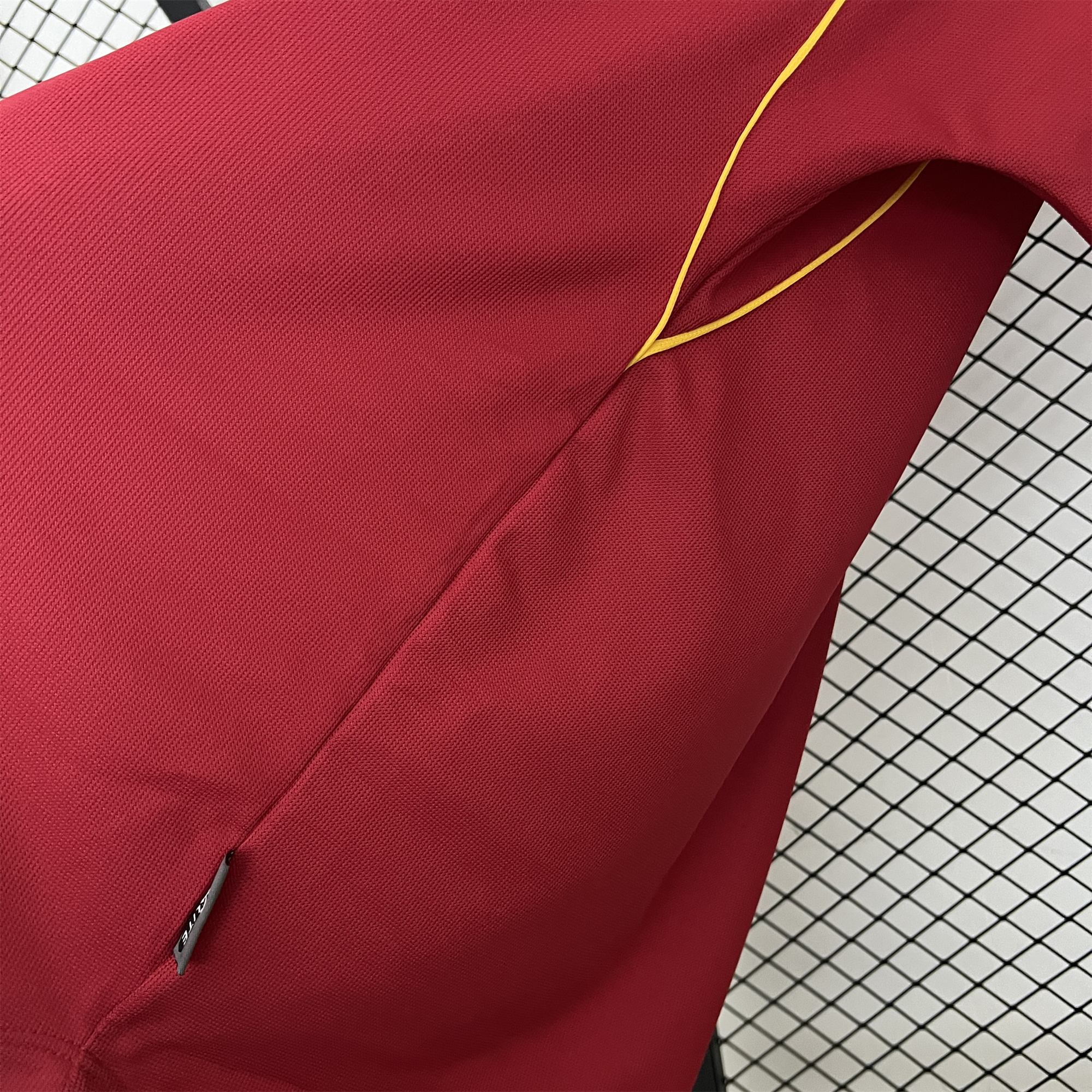 SIUjerseys-Retro Spain 2000 Home Jersey