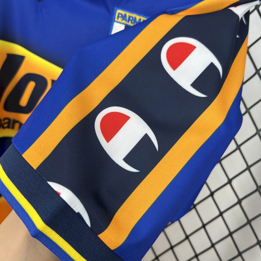 SIUjerseys-Retro Parma 2001-02 Home Jersey - Fans Version