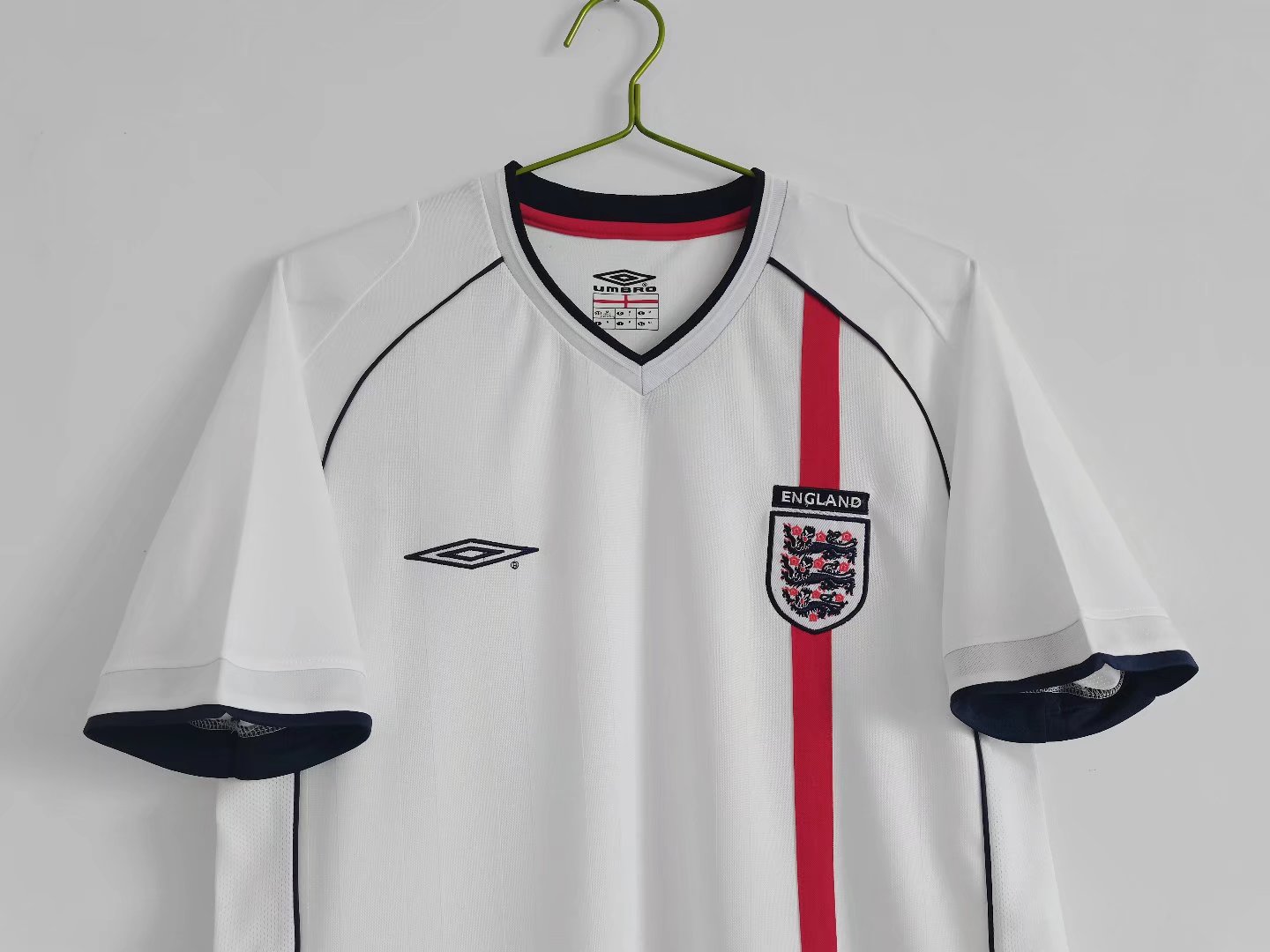 SIUjerseys-Retro England 2002 Home Stadium Jersey