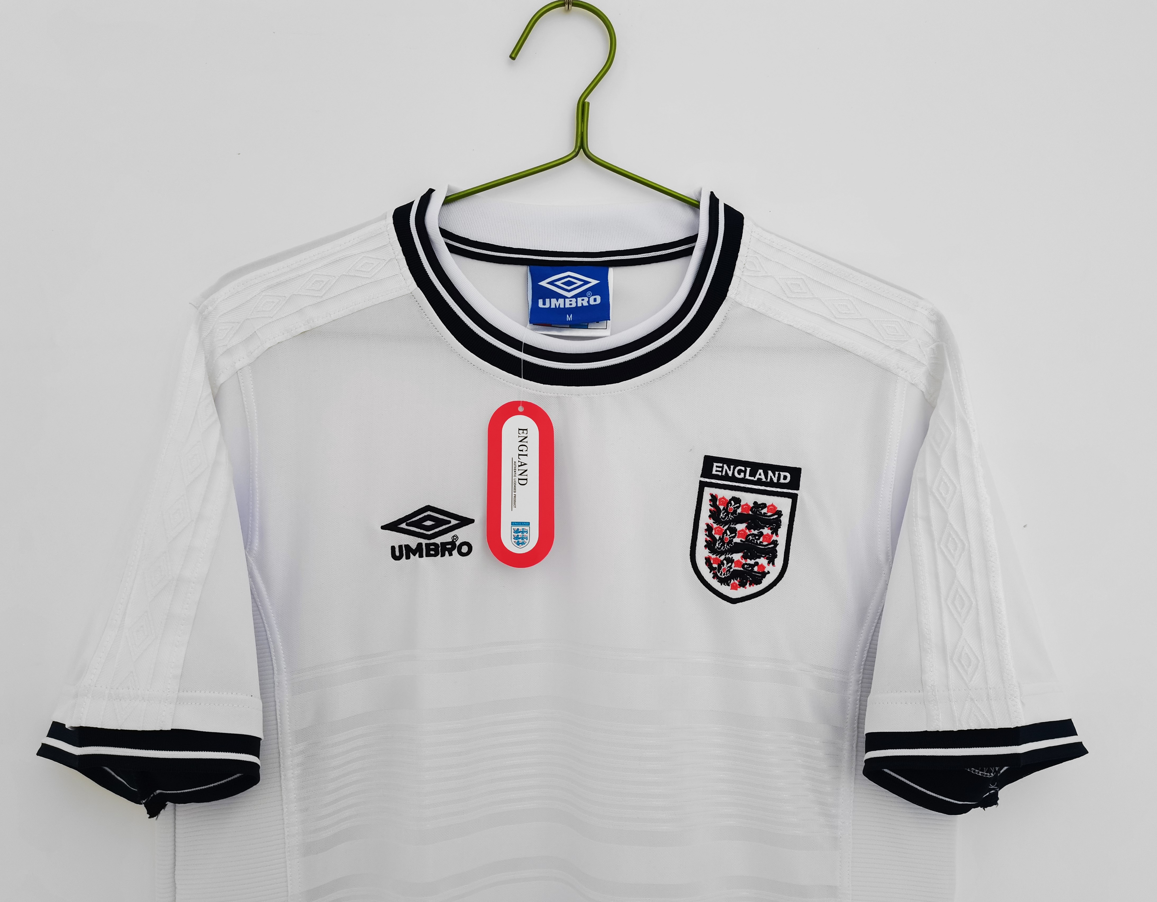SIUjerseys-Retro England 2000 Home Stadium Jersey