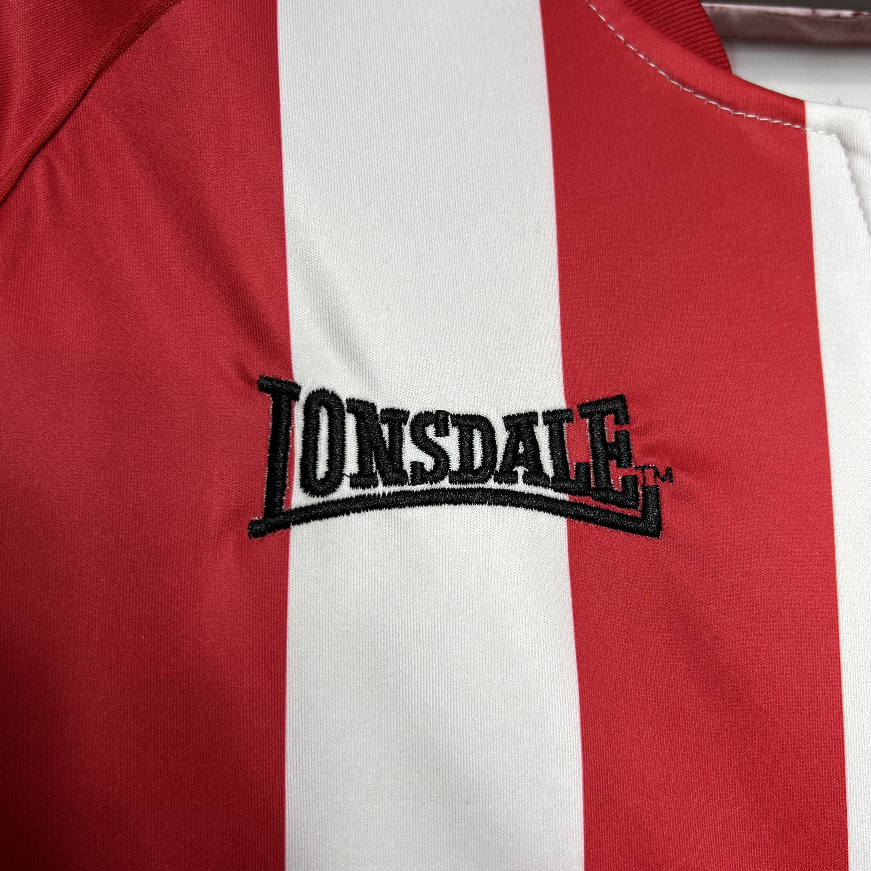 unitedfutballjersey-Retro Sunderland 2005-06 Home Stadium Jersey