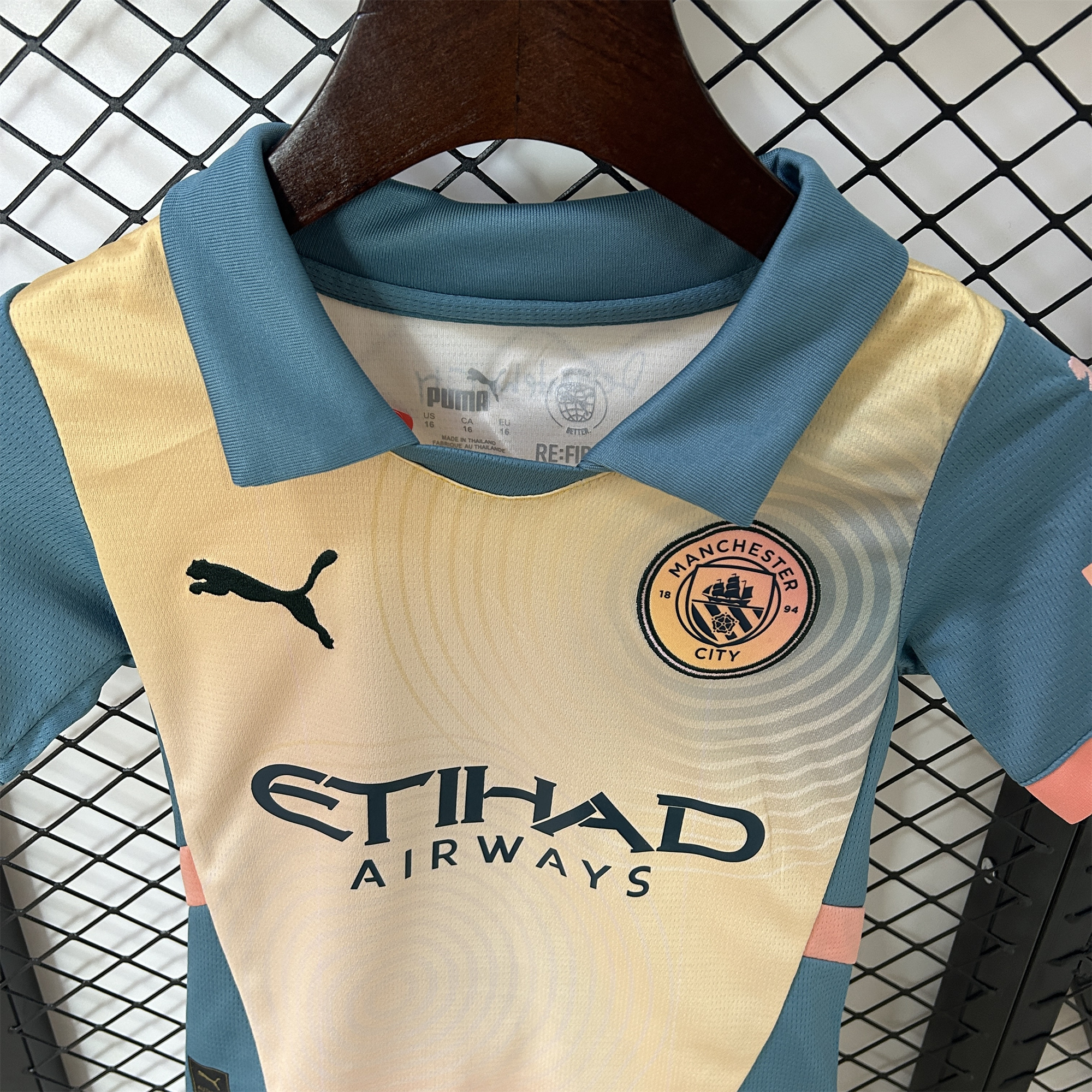 unitedfutballjersey-Manchester City 24-25 Fourth Kids Kit