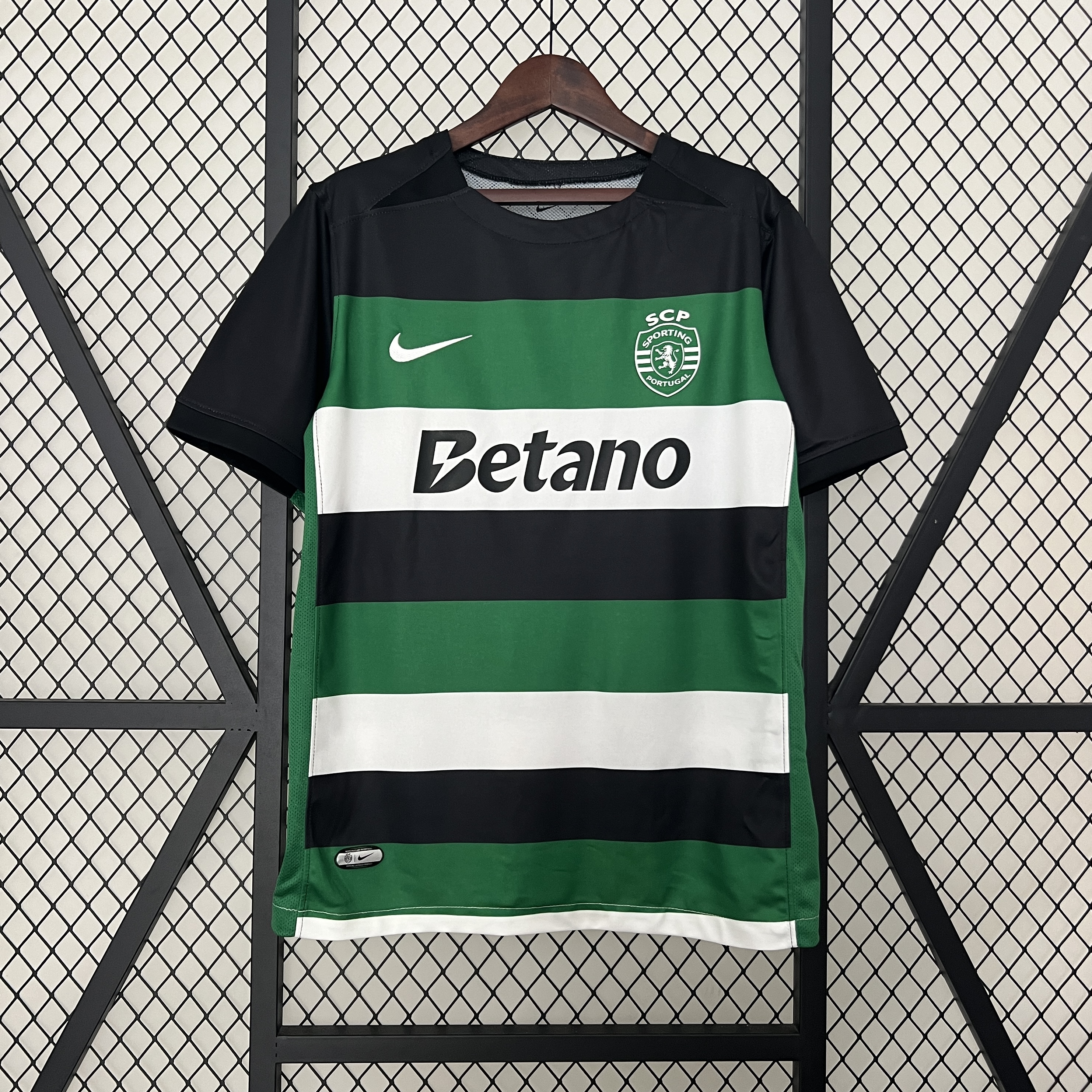 SIUjerseys-Sporting CP Portugal 24-25 Home Stadium Jersey - Fans Version