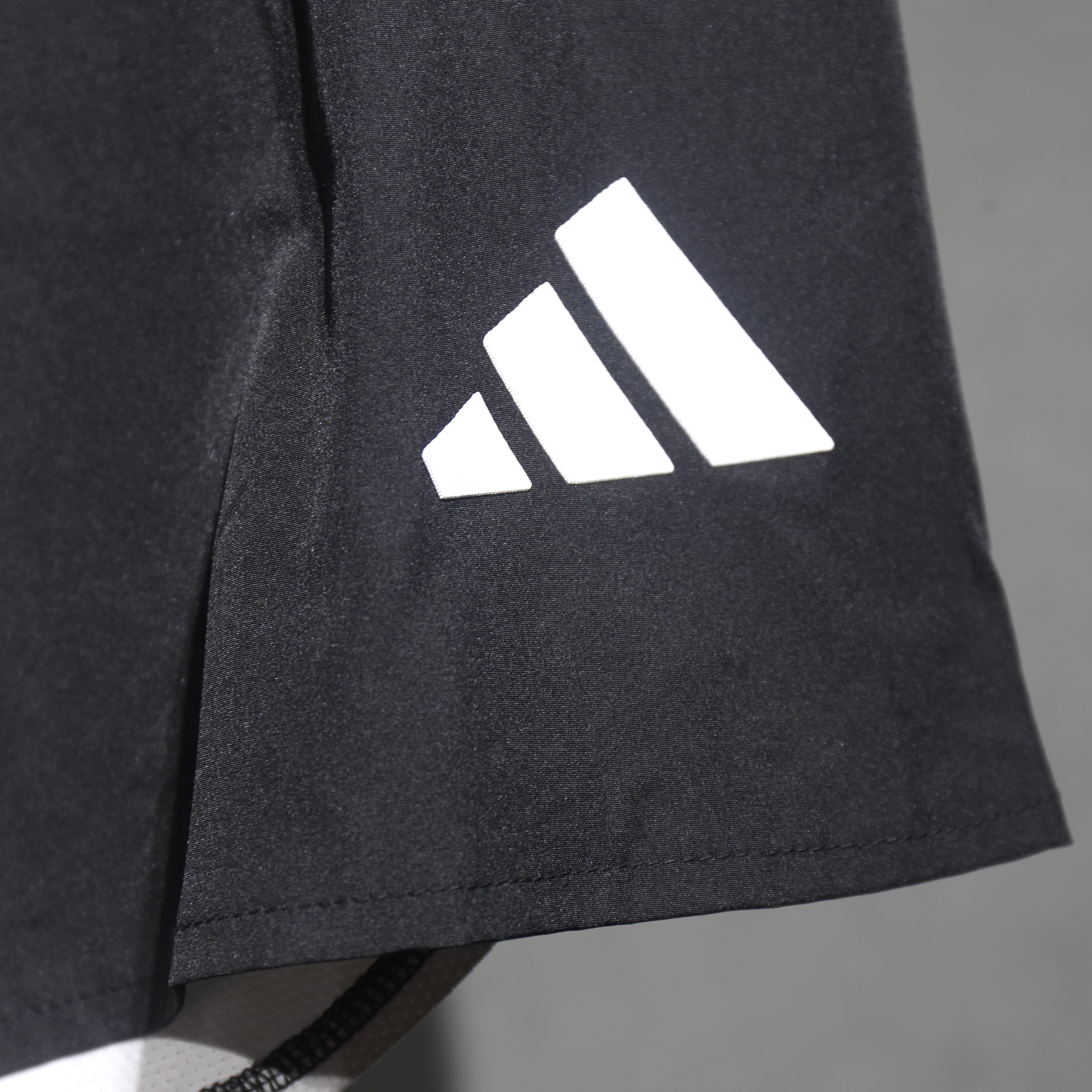 SIUjerseys-Juventus 24-25 Home Shorts - Player Version