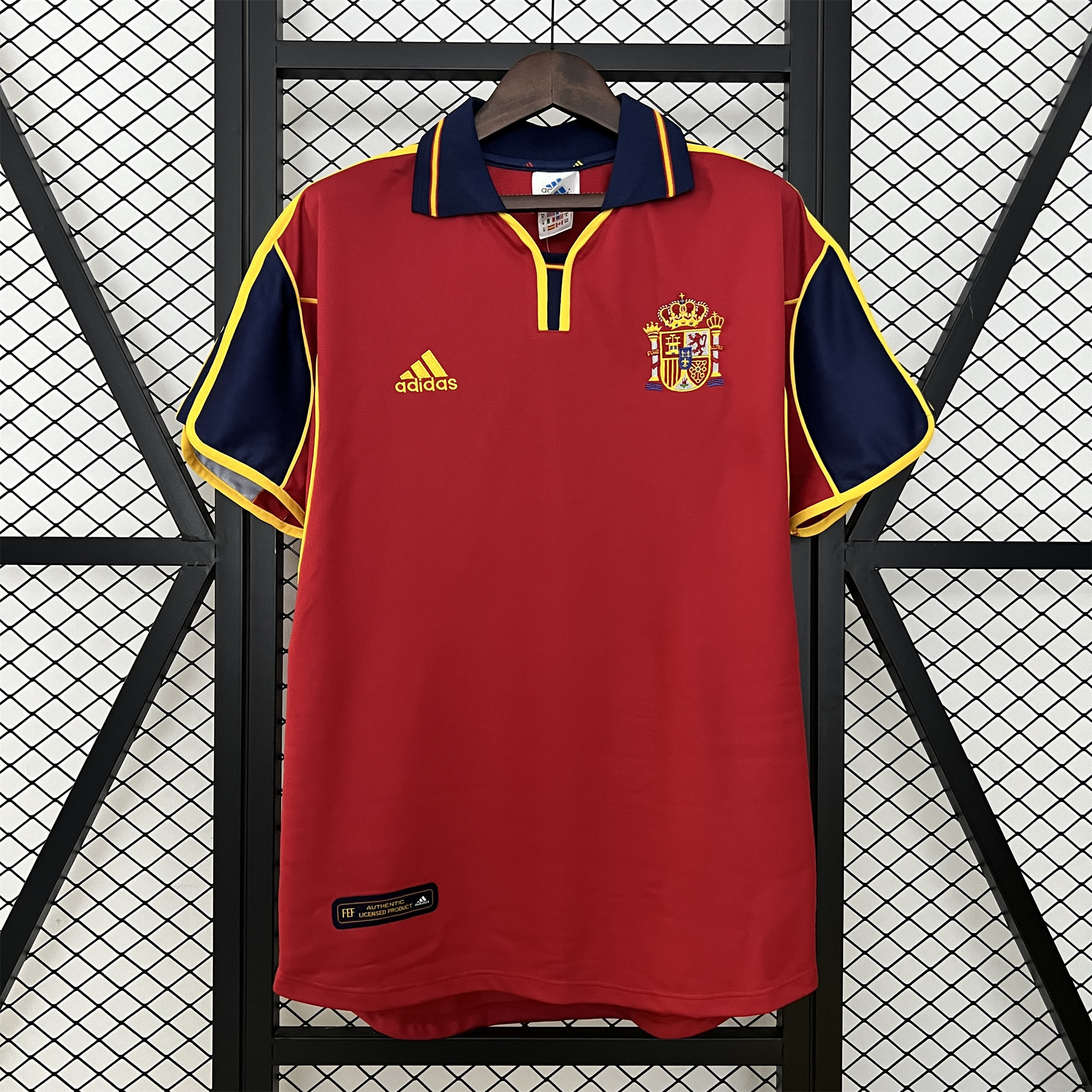 SIUjerseys-Retro Spain 2000 Home Jersey