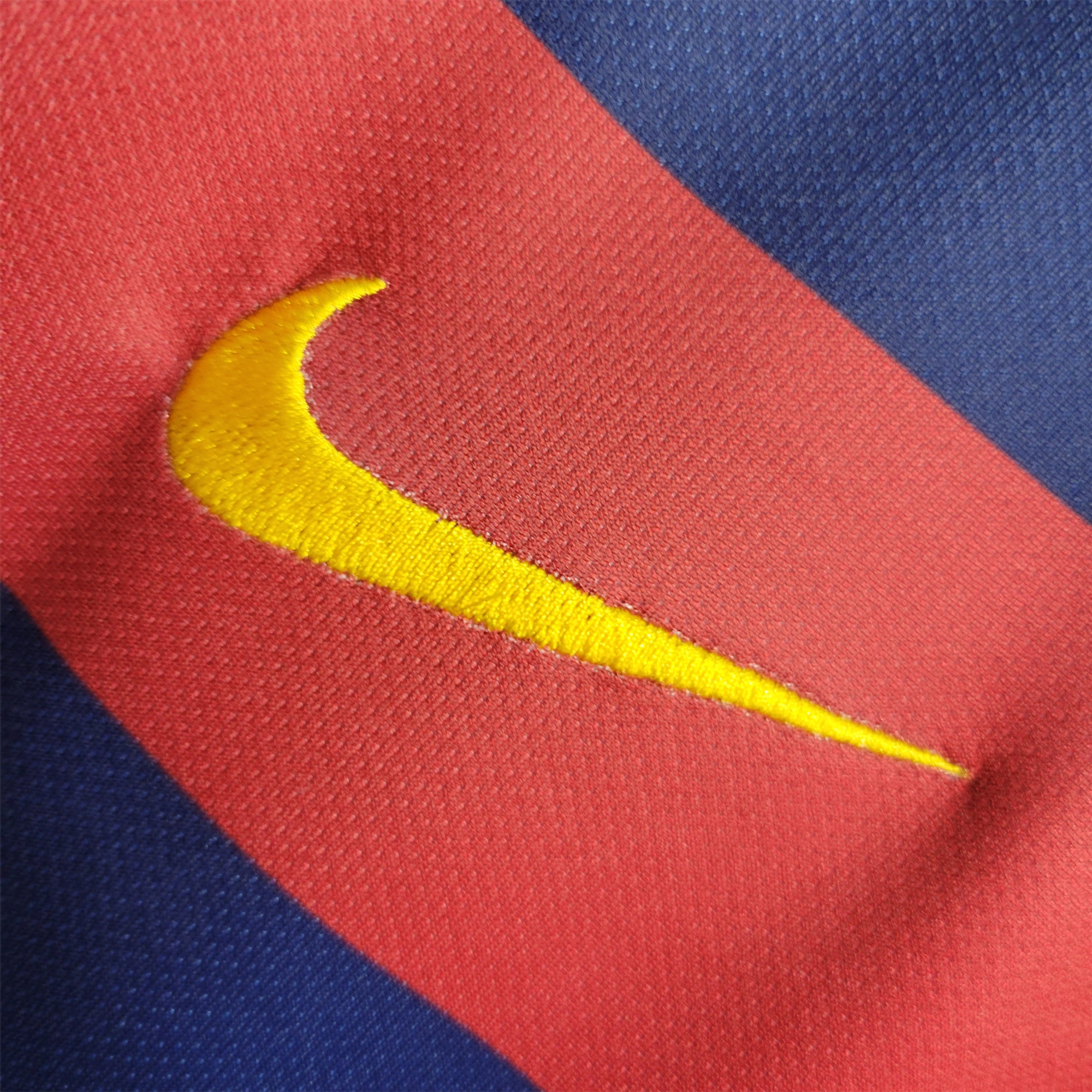 SIUjerseys-Retro Barcelona 15-16 Home Stadium Jersey