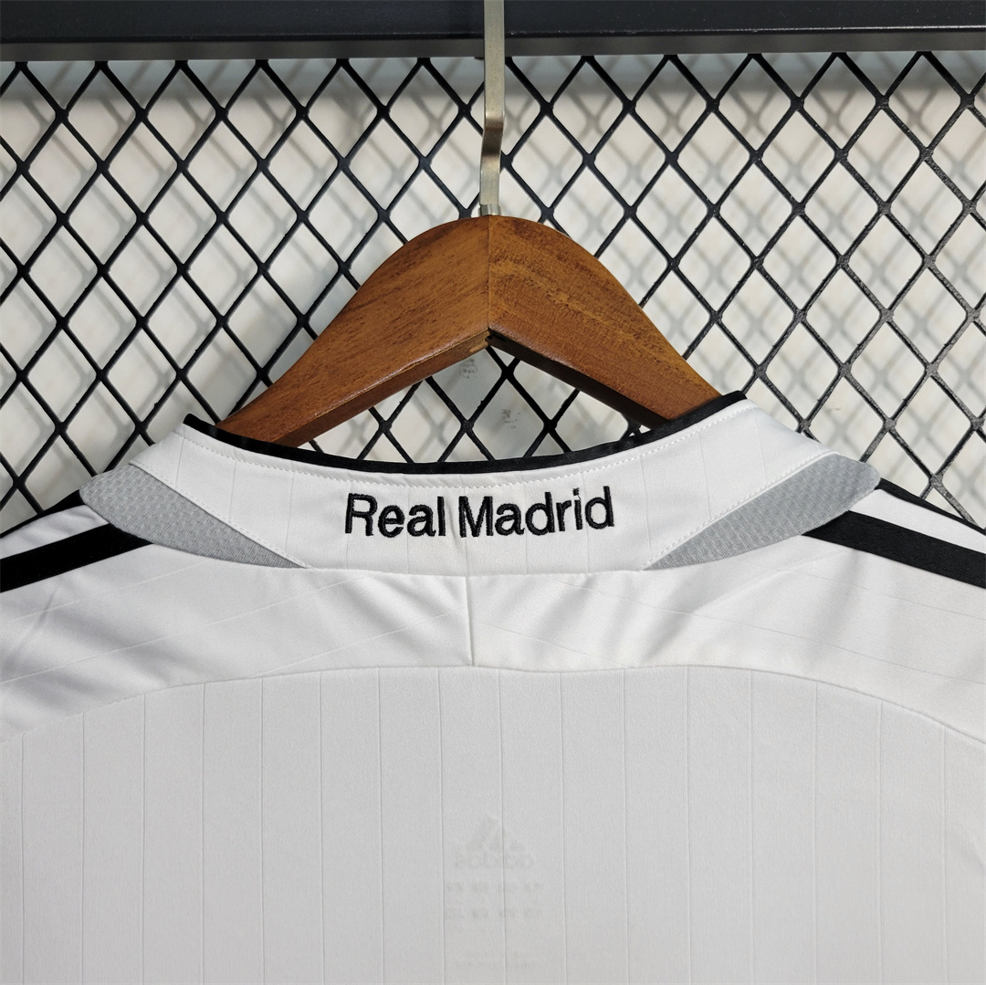 SIUjerseys-Retro Real Madrid 06-07 Home Stadium Jersey