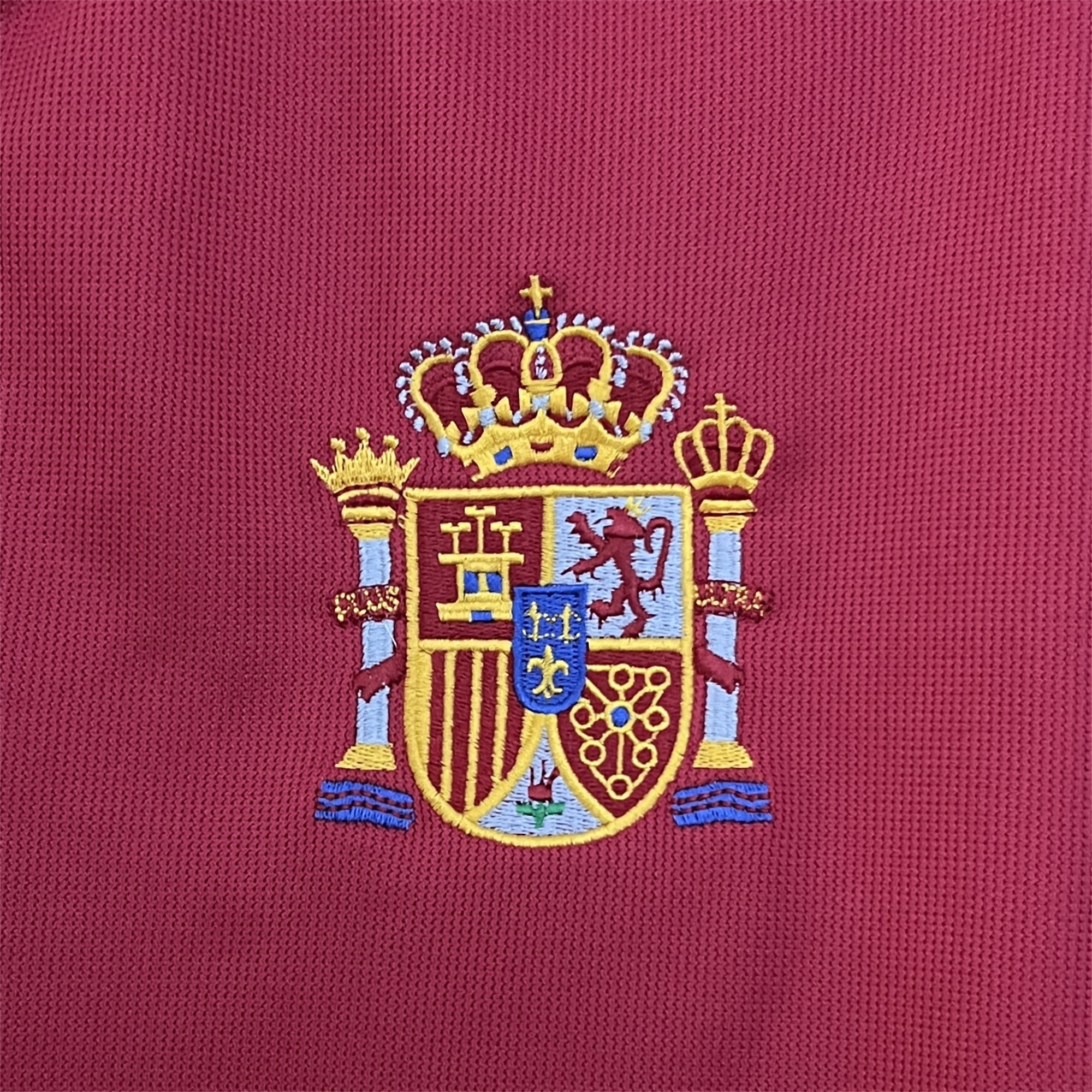 SIUjerseys-Retro Spain 2000 Home Jersey