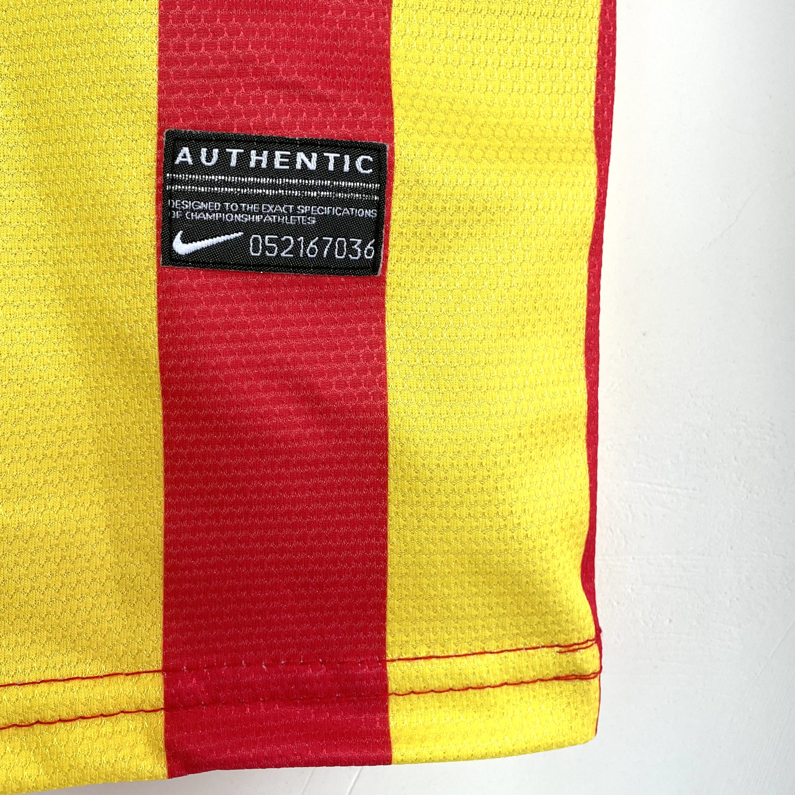 SIUjerseys-Retro Barcelona 13-14 Away Jersey