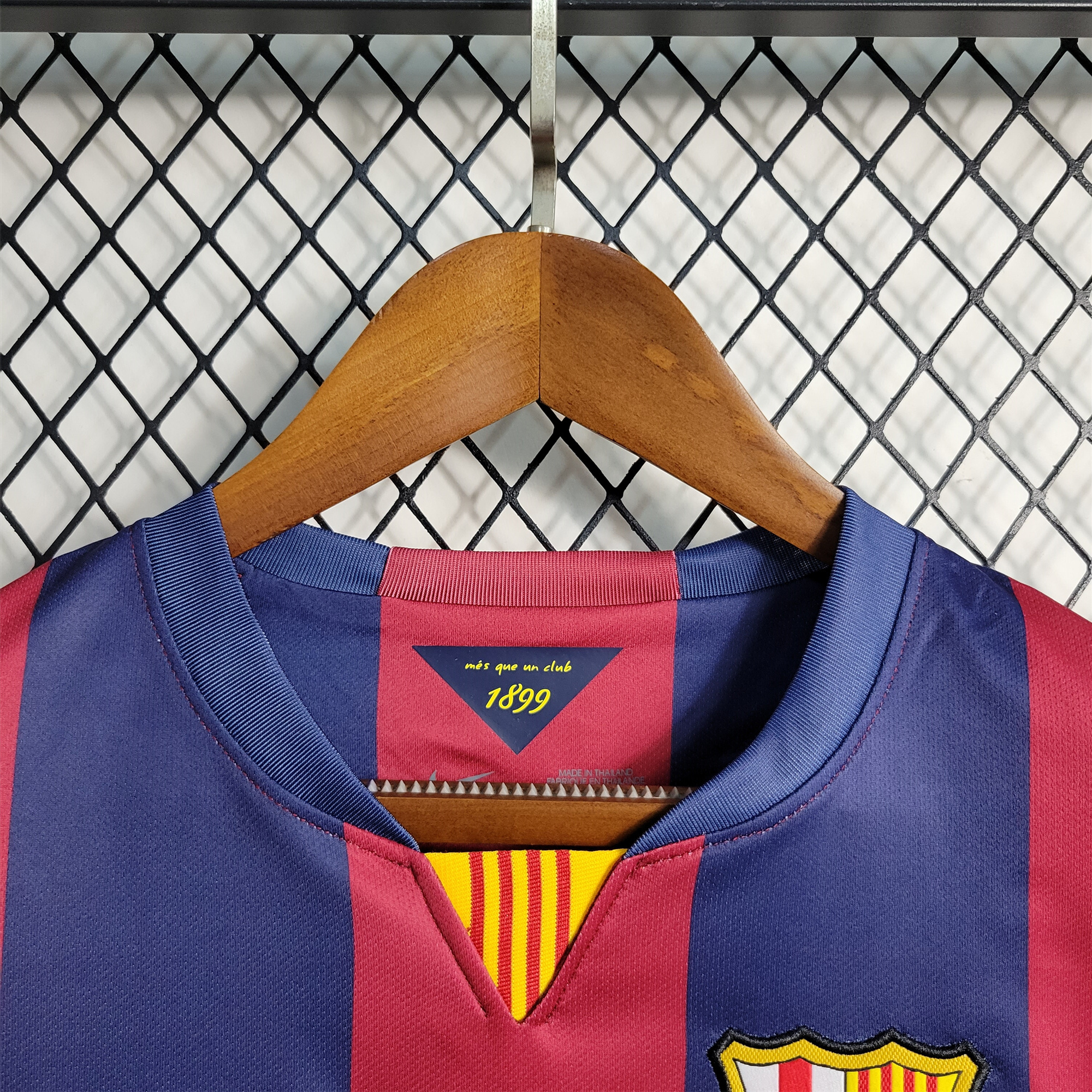 SIUjerseys-Retro Barcelona 14-15 Home Stadium Jersey
