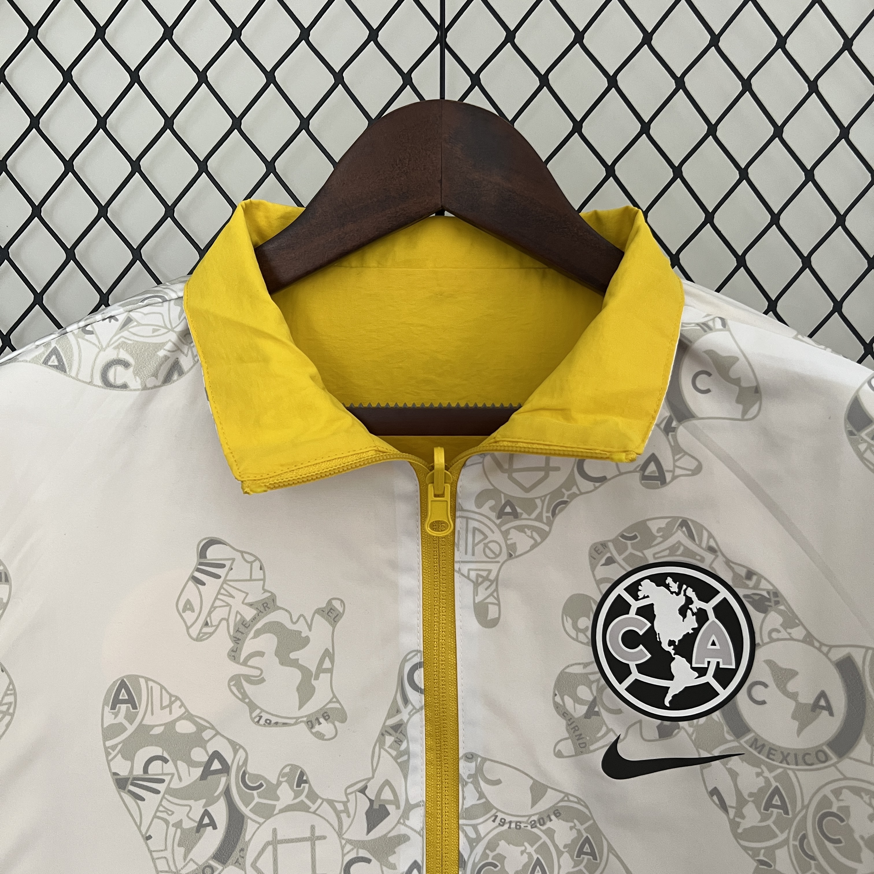 SIUjerseys-Club América 24-25 Double Sided Reversible Windbreaker - Yellow & White