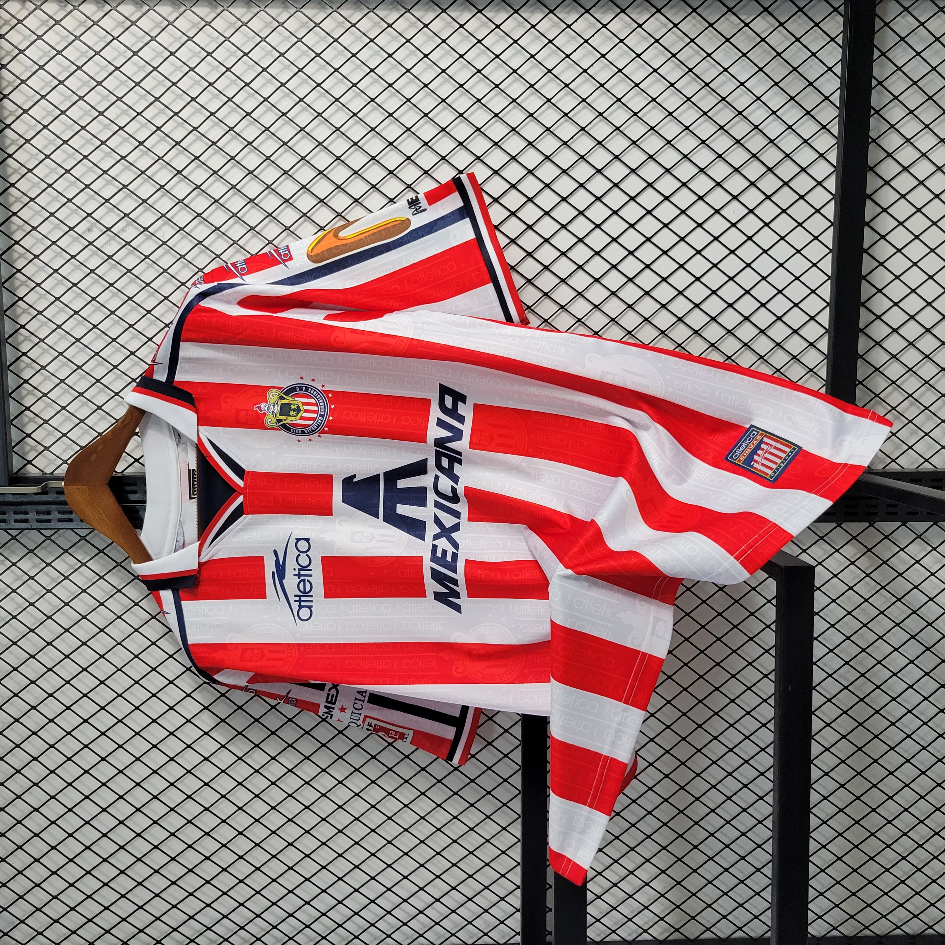 SIUjerseys-Retro Chivas de Guadalajara 06-07 Home Stadium Jersey