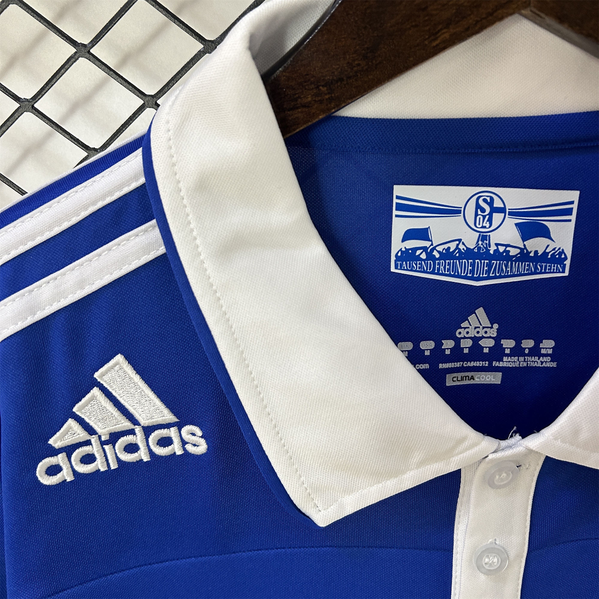 unitedfutballjersey-Retro Schalke 04 2010-12 Home Stadium Jersey