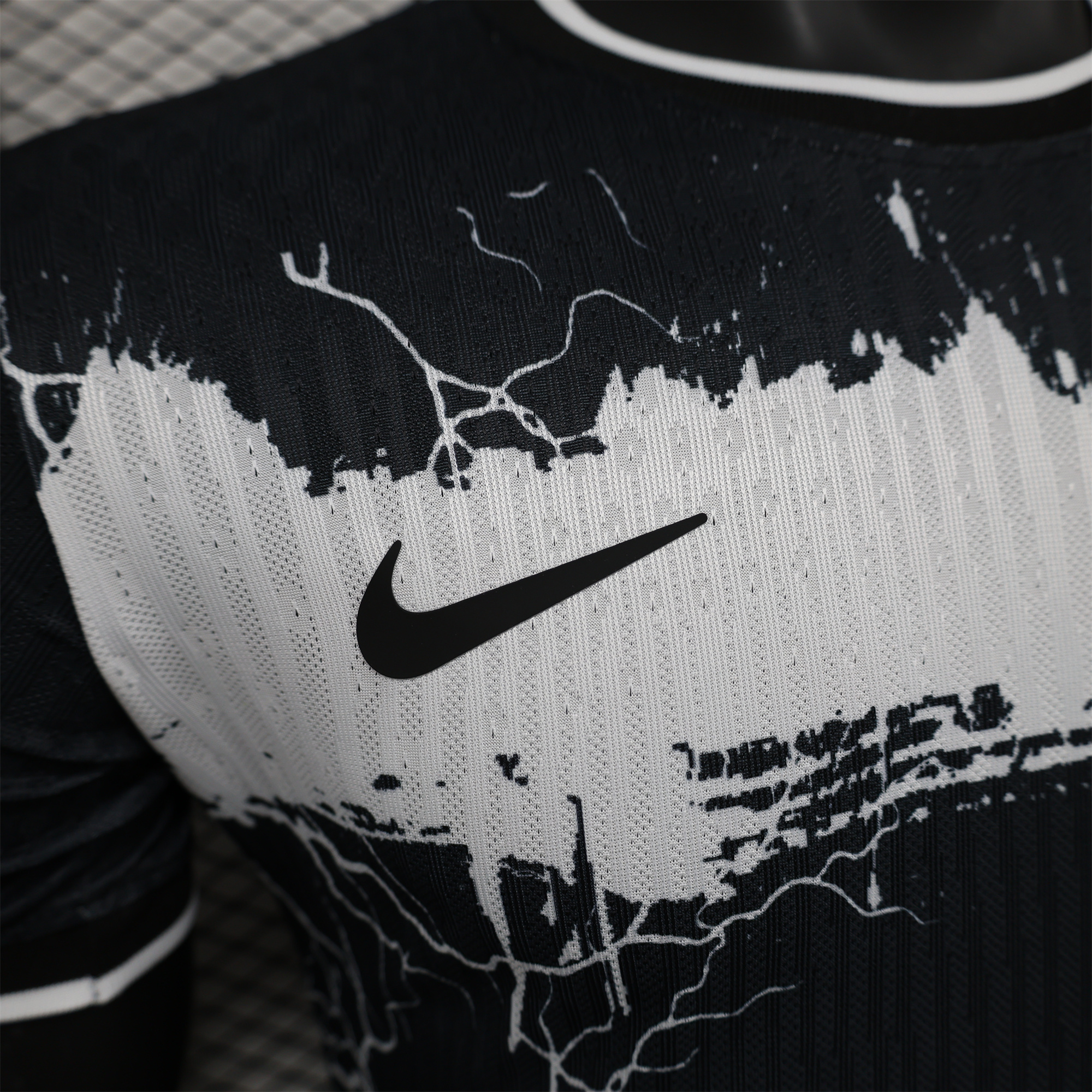 unitedfutballjersey-Barcelona 24-25 White Lightning Special Edition Black Jersey - Player Version