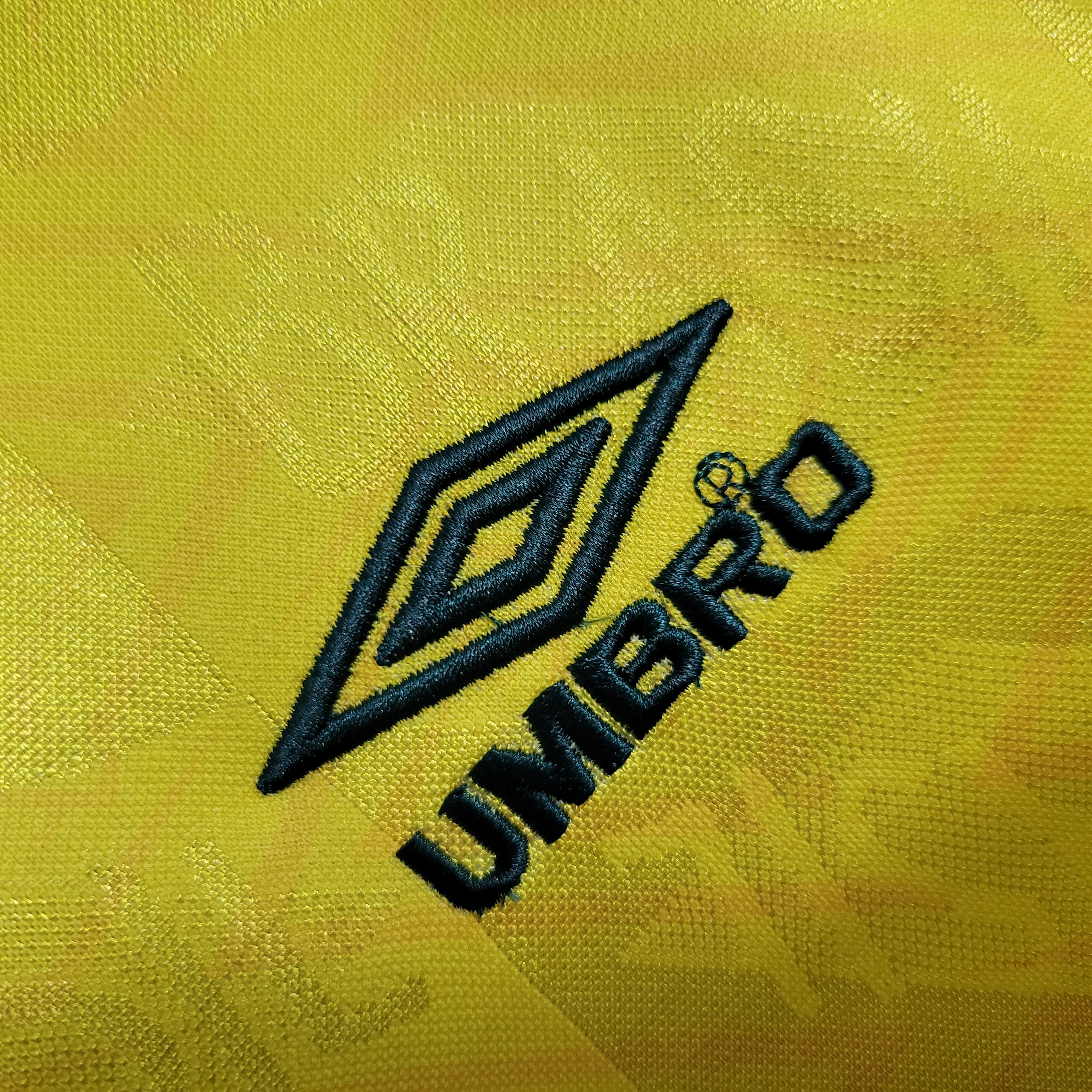 SIUjerseys-Retro Brazil 1991-93 Home Stadium Jersey