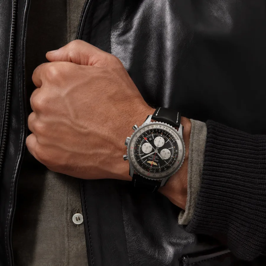 Navitimer B04 Chronograph GMT 48 - Stainless Steel AB0441211B1X1