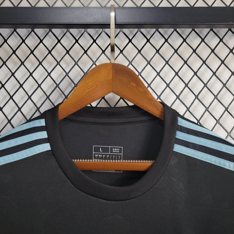 SIUjerseys-Bayern Munich 24-25 Black Training Jersey - Fans Version