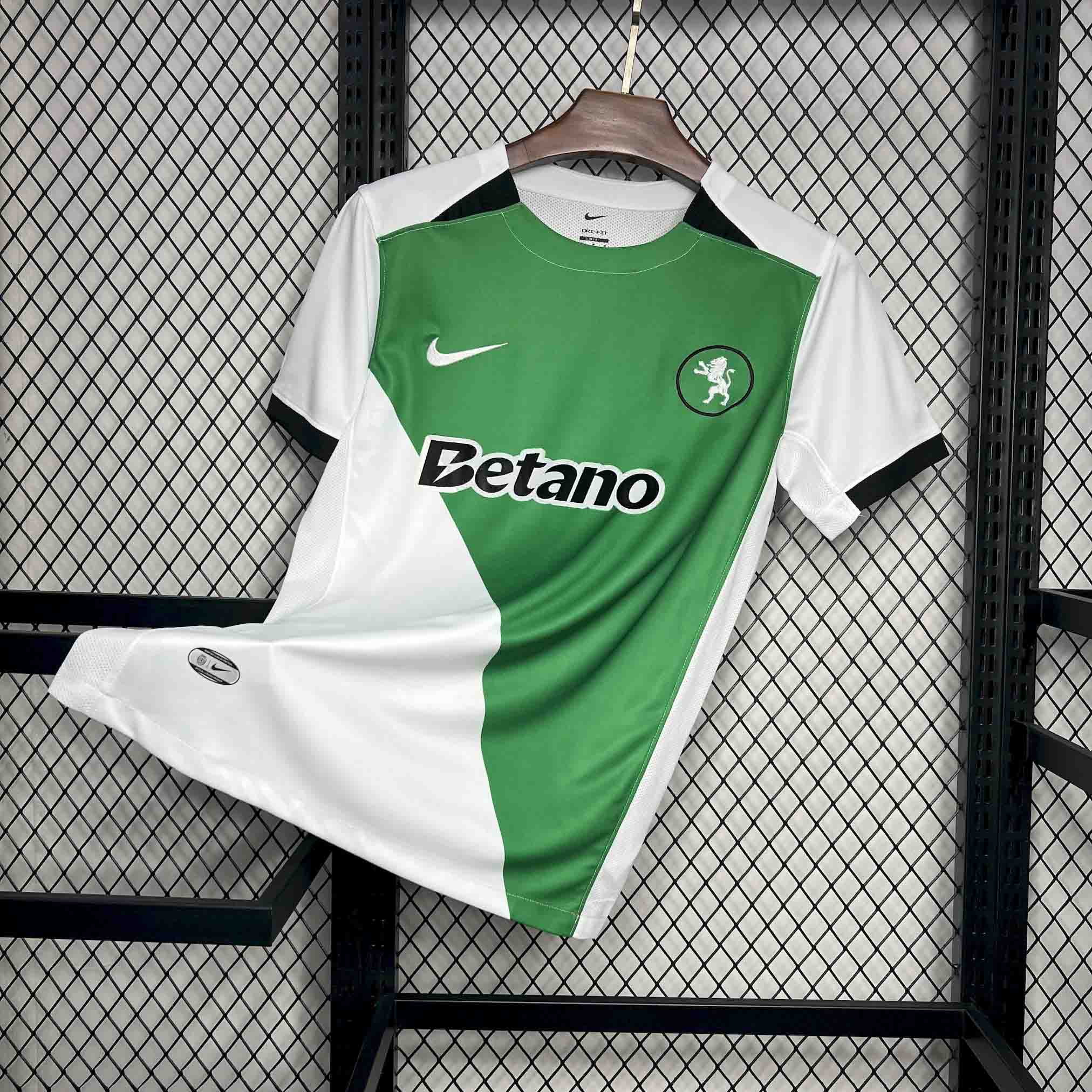 SIUjerseys-Sporting CP Portugal 24-25 Stromp Special Edition Jersey with Chest Patch - Fans Version