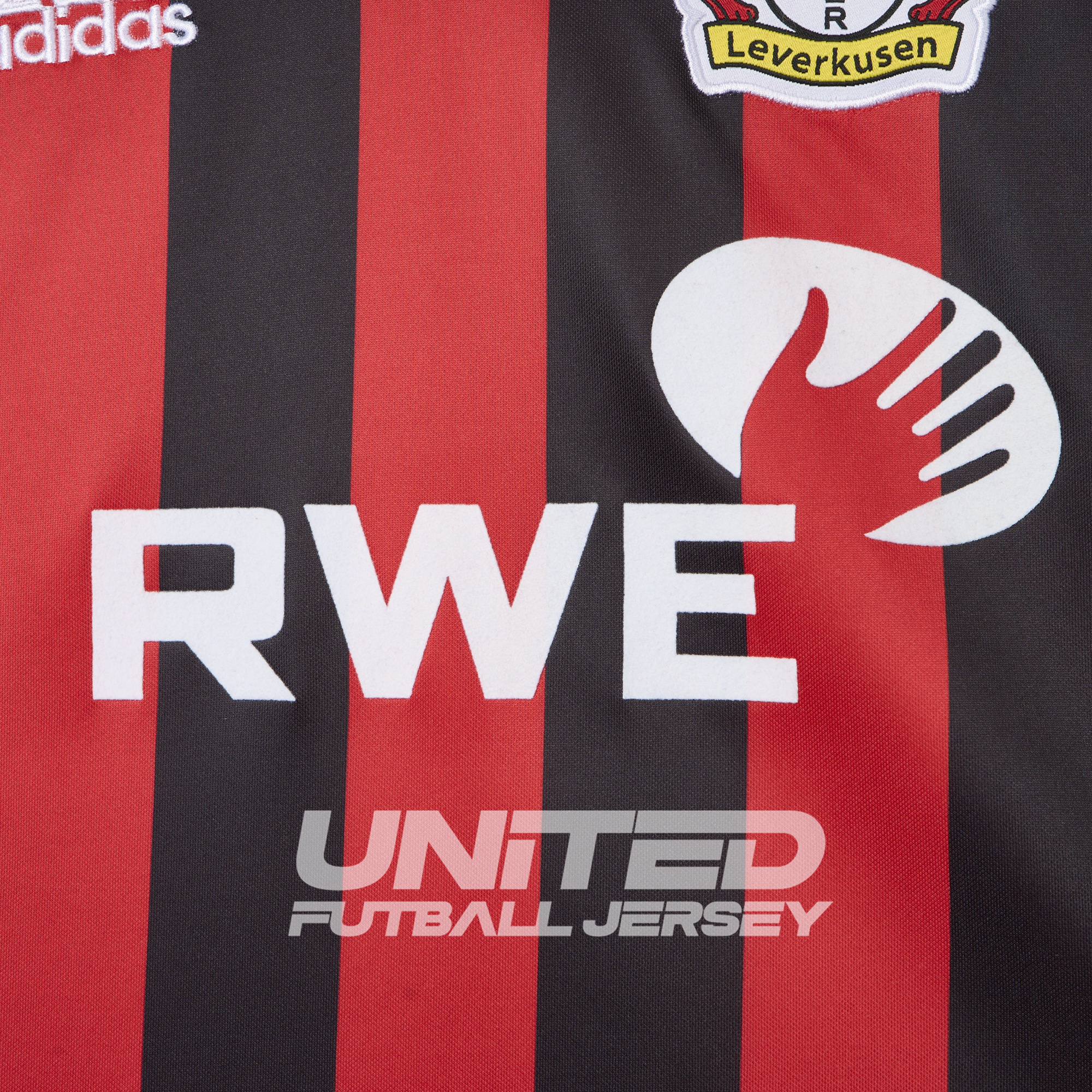 unitedfutballjersey-Retro Bayer 04 Leverkusen 2001-02 Home Jersey