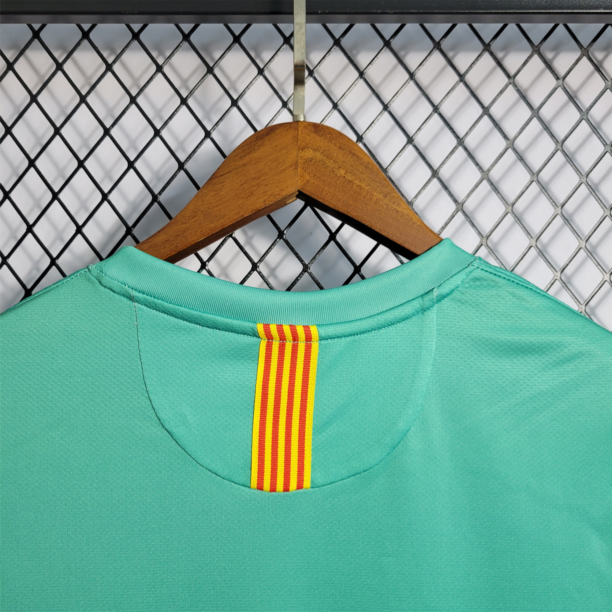 SIUjerseys-Retro Barcelona 10-11 Away Stadium Jersey