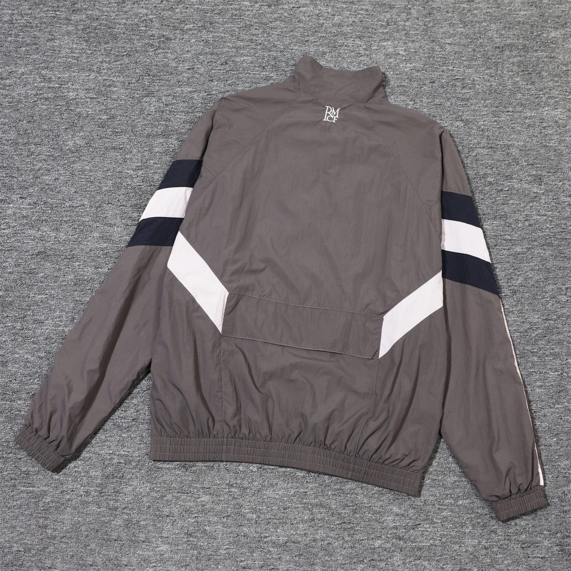 SIUjerseys-Real Madrid 24-25 Throwback Windbreaker Suit - Grey Jackets & Pants