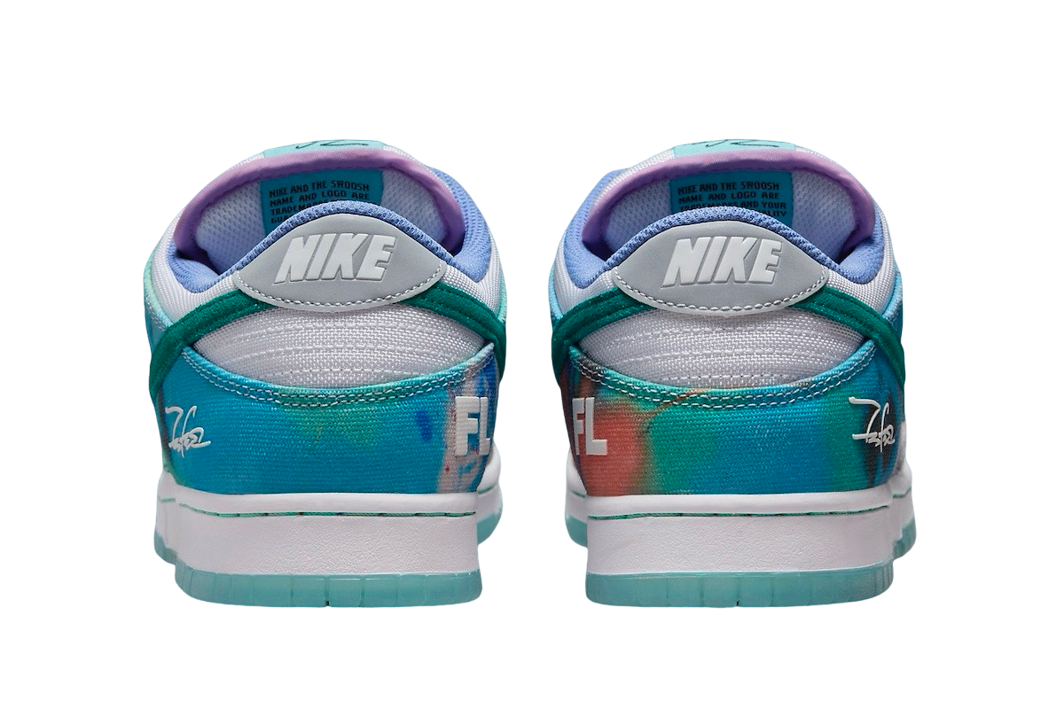 Futura Laboratories x Nike SB Dunk Low HF6061-400