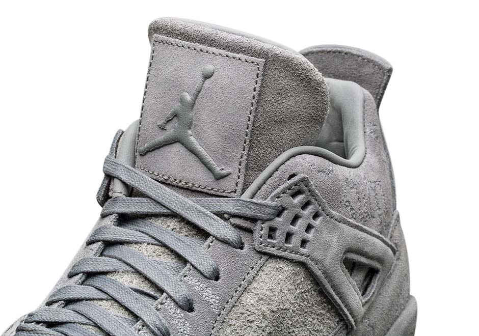 KAWS x Air Jordan 4 Cool Grey 930155-003