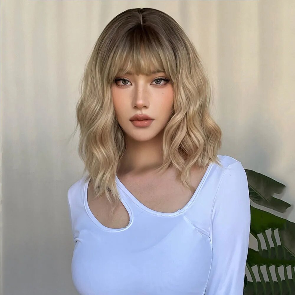 Short Wavy Bob Synthetic Wigs with Bangs Brown Blonde Ombre Hair Wigs for Women Cosplay Lolita Natural Wig Heat Resistant