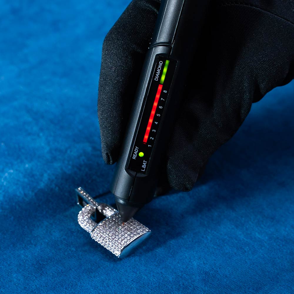 Iced out watch-Yika Jewelry