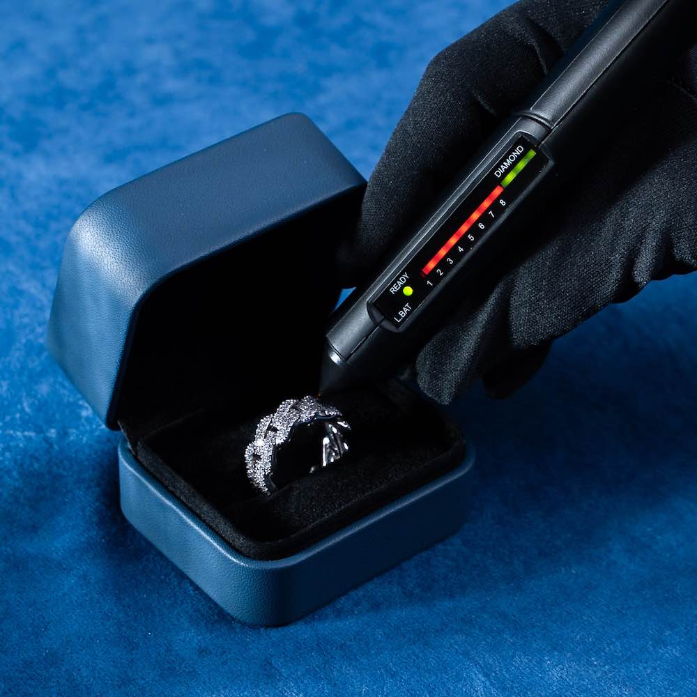 Iced out watch-Yika Jewelry