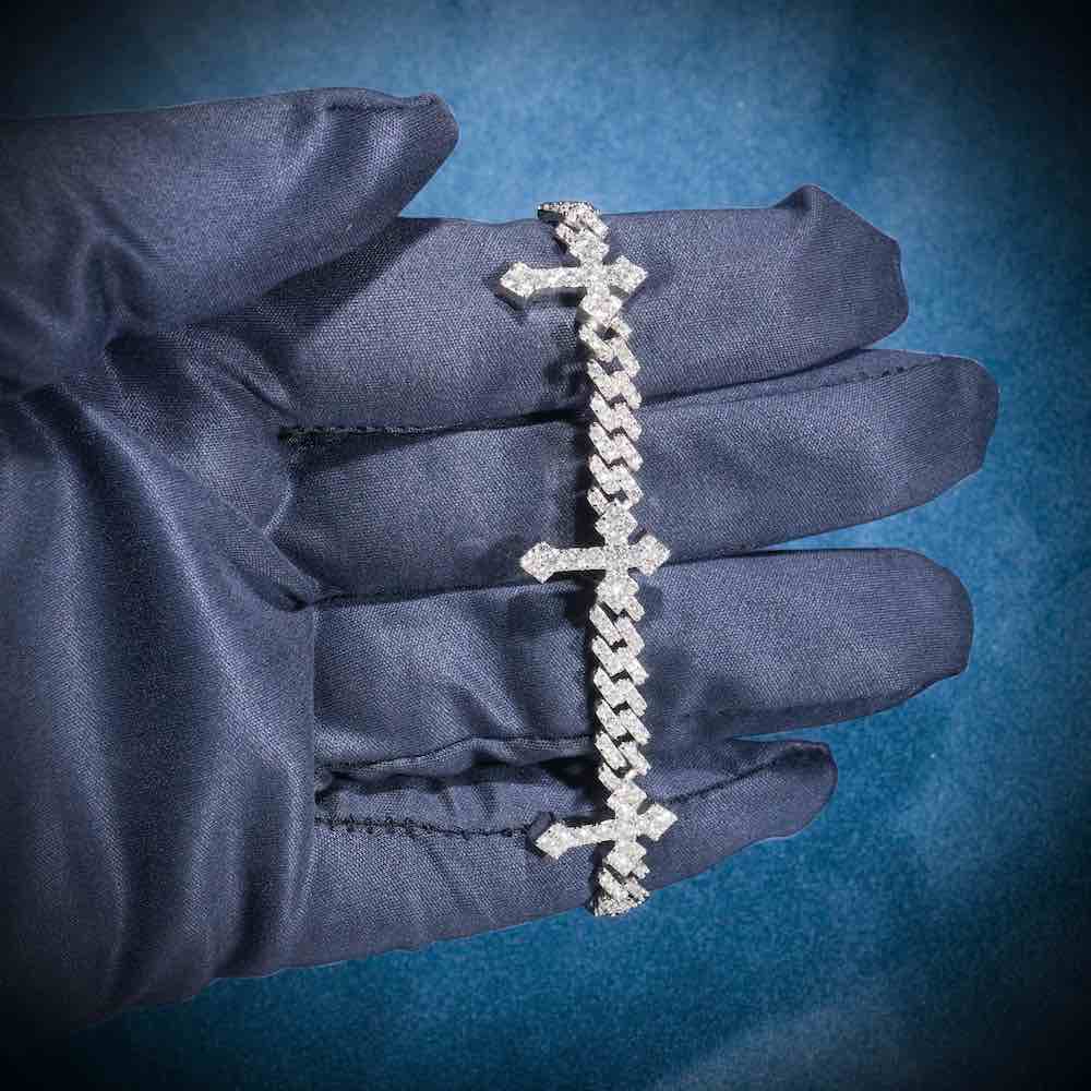 Iced out watch-Yika Jewelry