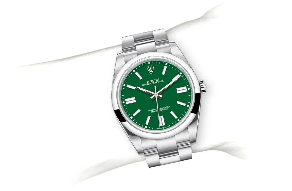 Rolex Oyster Perpetual in Oystersteel, m124300-0005 | Razny Jewelers