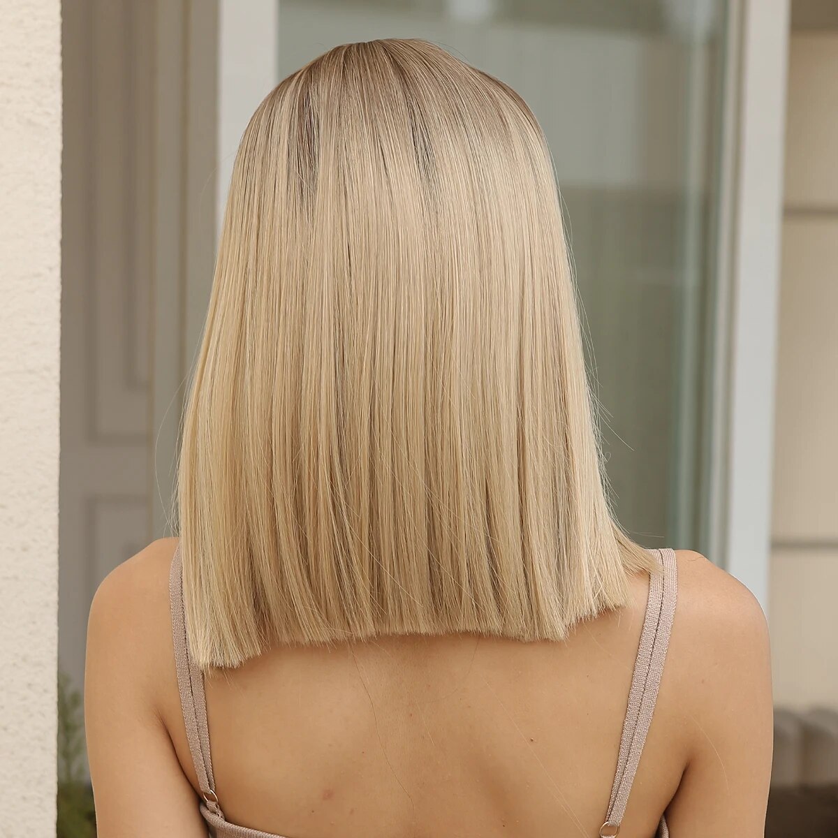 Short Straight Bob Gray Ash Blonde Synthetic Wigs with Bangs Natural Blunt Cut Hair Wig for White Women Daily Heat Resistant