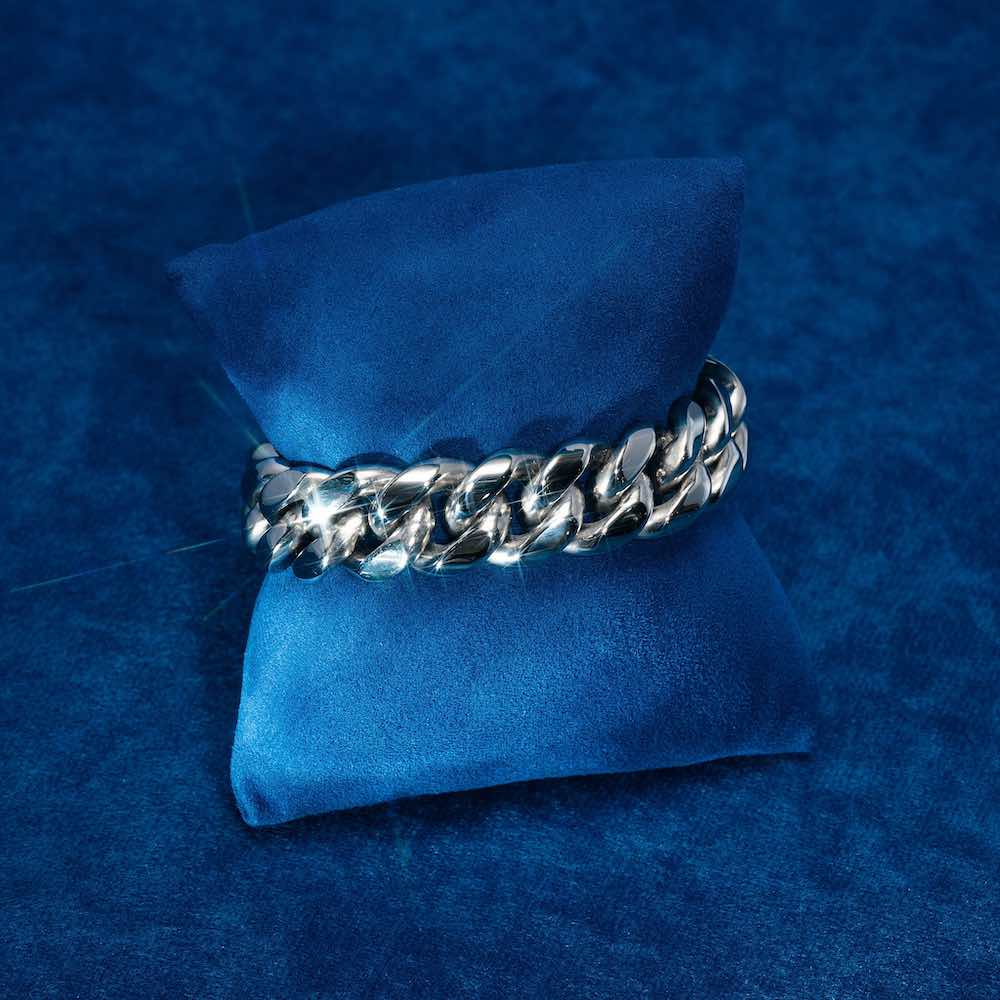 Iced out watch-Yika Jewelry