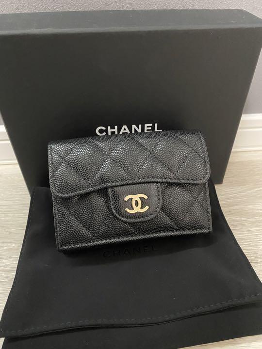 折り財布 CHANEL クラシックスモールフラップウォレット 三つ折り財布 ミニ財布