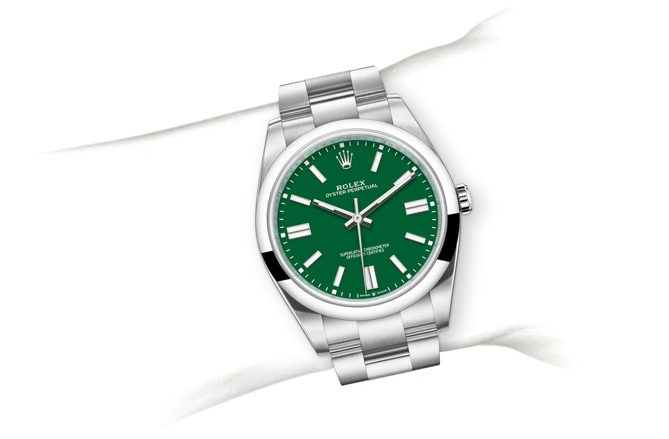 Rolex Oyster Perpetual in Oystersteel, m124300-0005 | Europe Watch Company