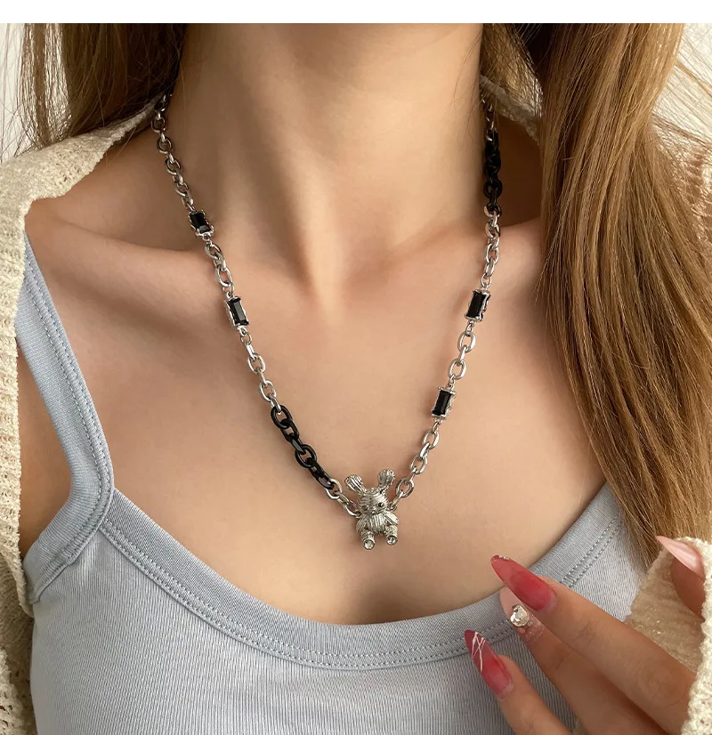 Black Chain Paneled Bunny Girl Necklace, Hip Hop Unisex Accessories Sweatshirt Boy Sweater Chain