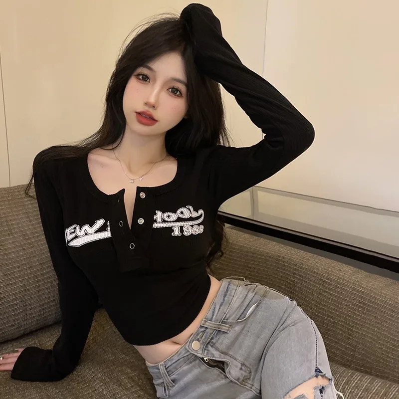 Women's Long Sleeve Slim Fit Cropped Printed Threaded Letters Crew Neck Y2K Spring Autumn Crop Tops